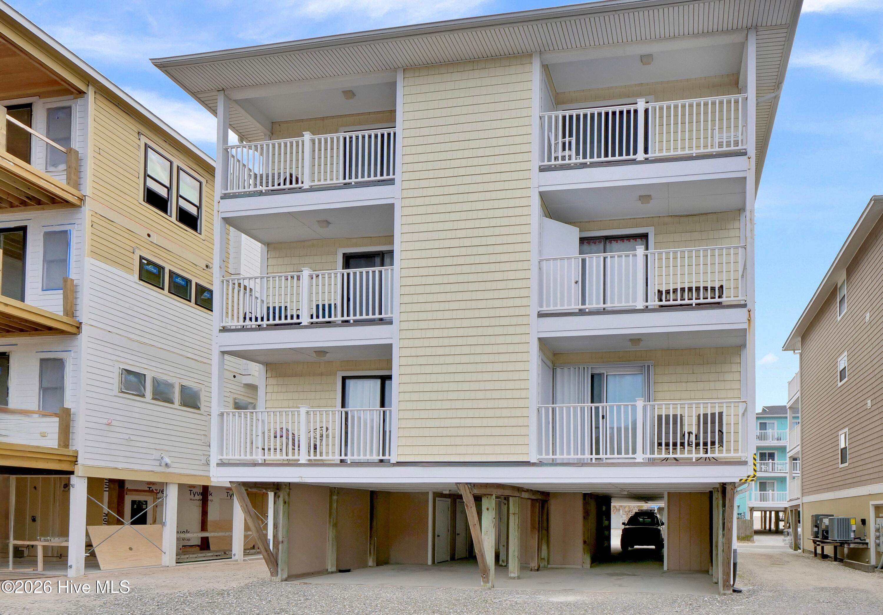 1505 Carolina Beach Avenue N 1e Property Photo 4