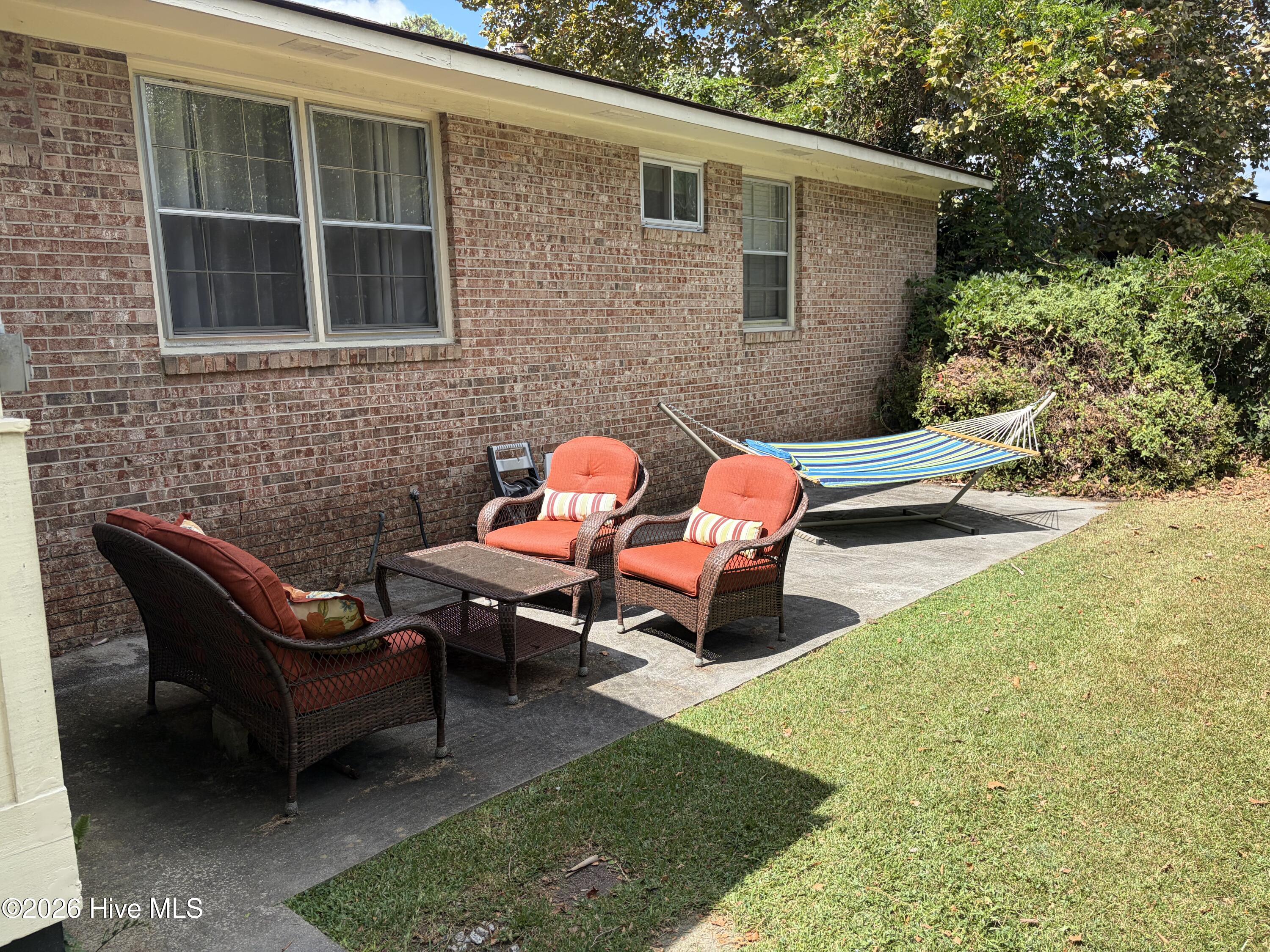 500 Guill Street Property Photo 14