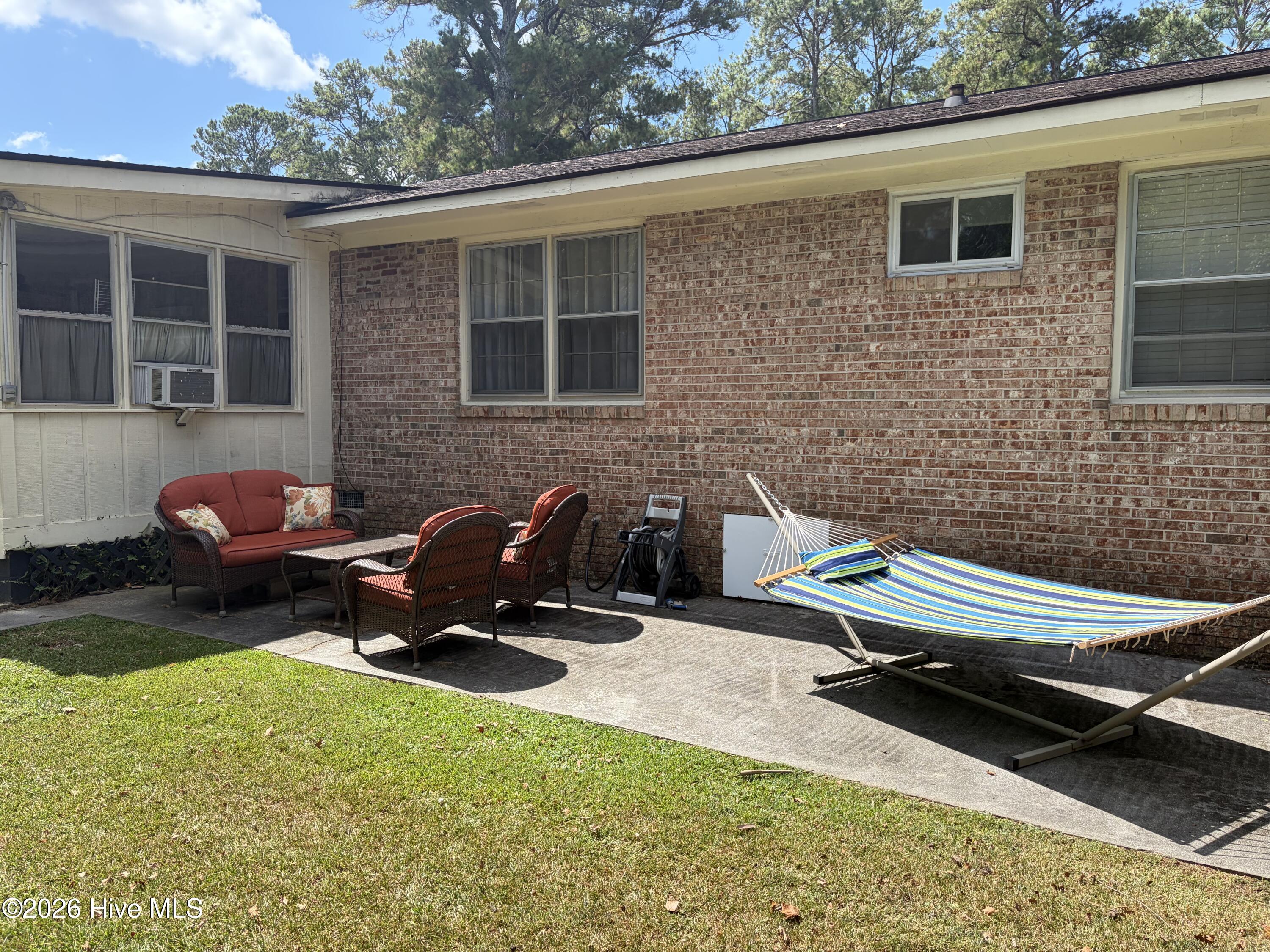 500 Guill Street Property Photo 15