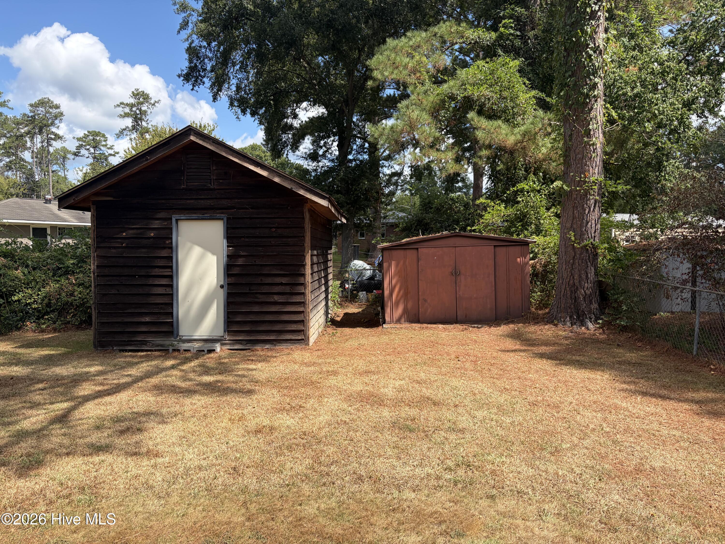500 Guill Street Property Photo 16