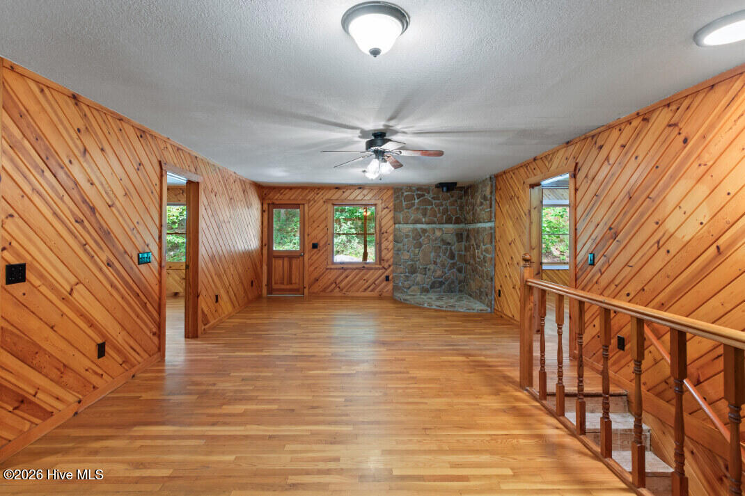 2930 Upper Bell Cr Road Property Photo 4