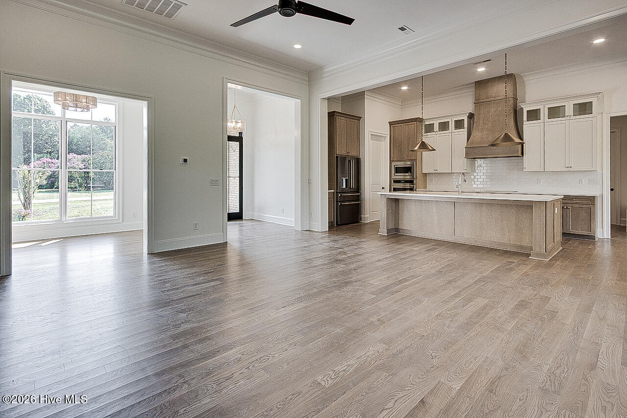 2137 Patriot Woods Drive Property Photo 7