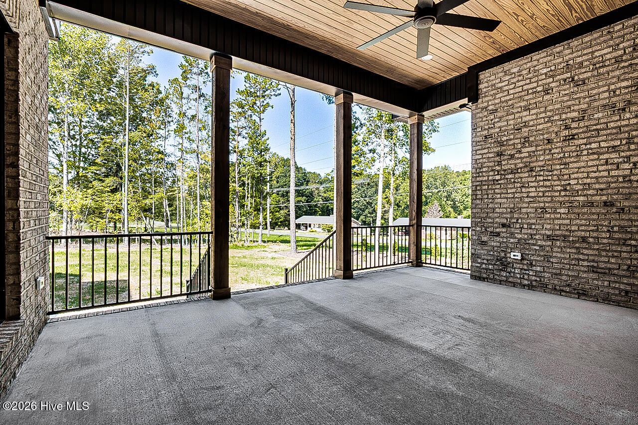 2137 Patriot Woods Drive Property Photo 37