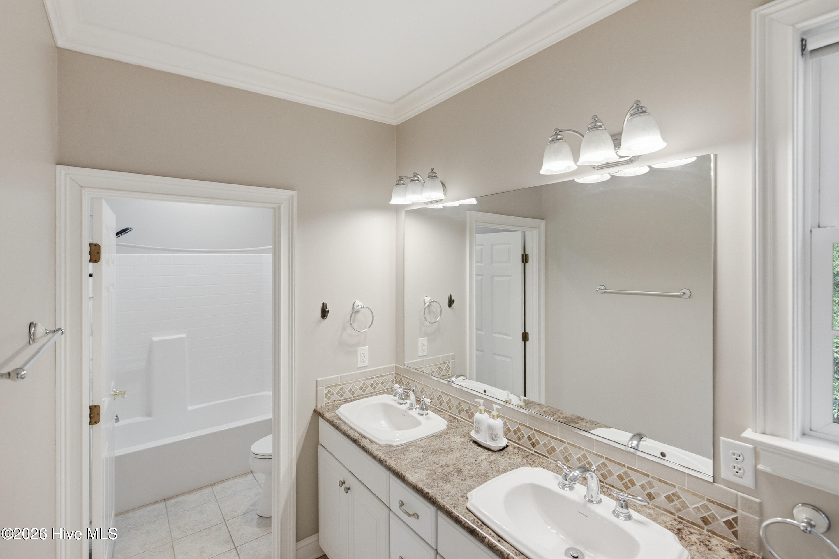 2764 Cedar Crest Drive Property Photo 47
