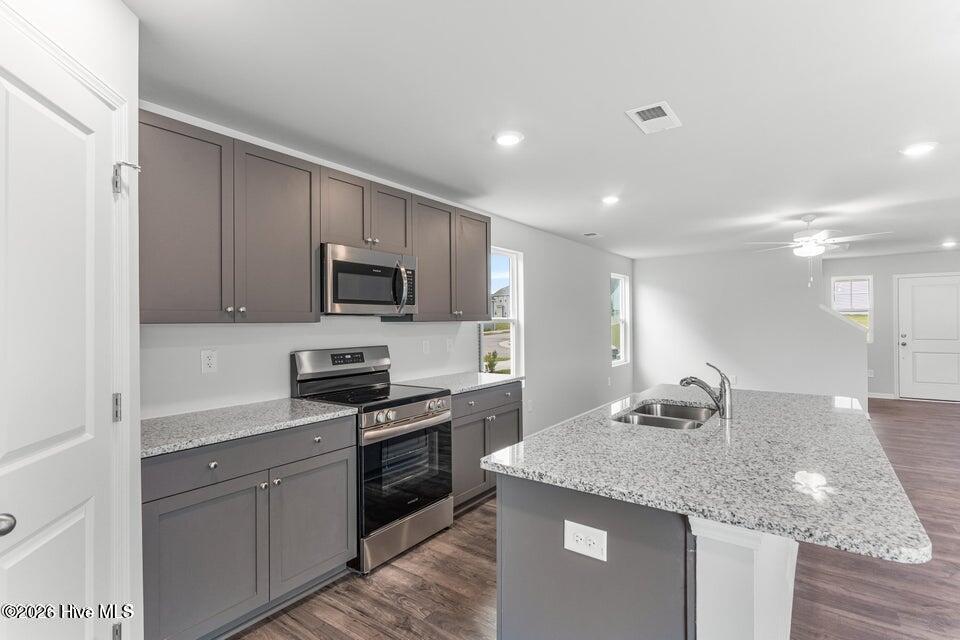 101 Hallwood Drive Property Photo 4