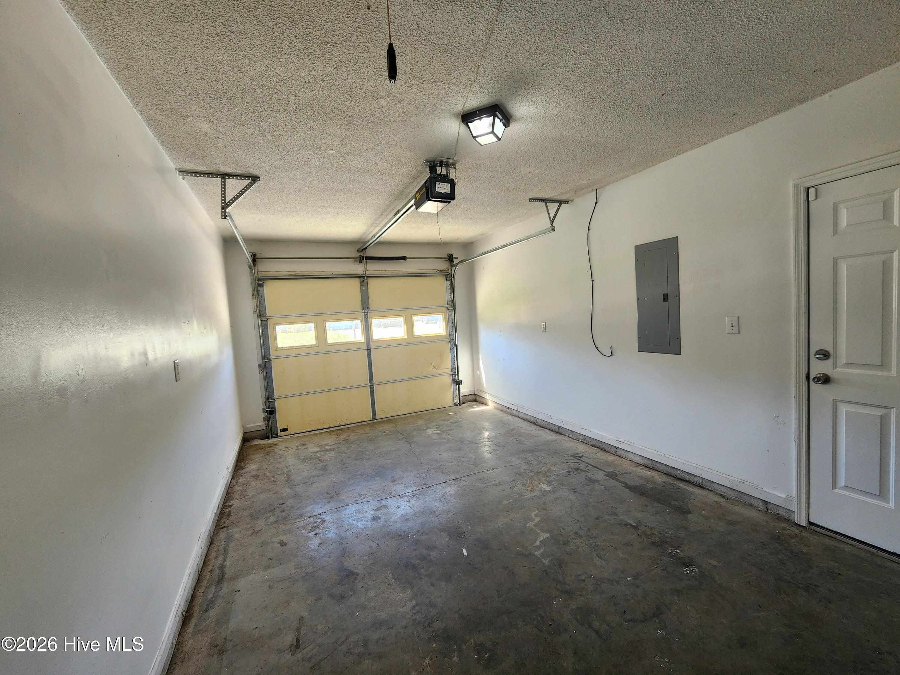 115 Eastgate Drive Property Photo 17