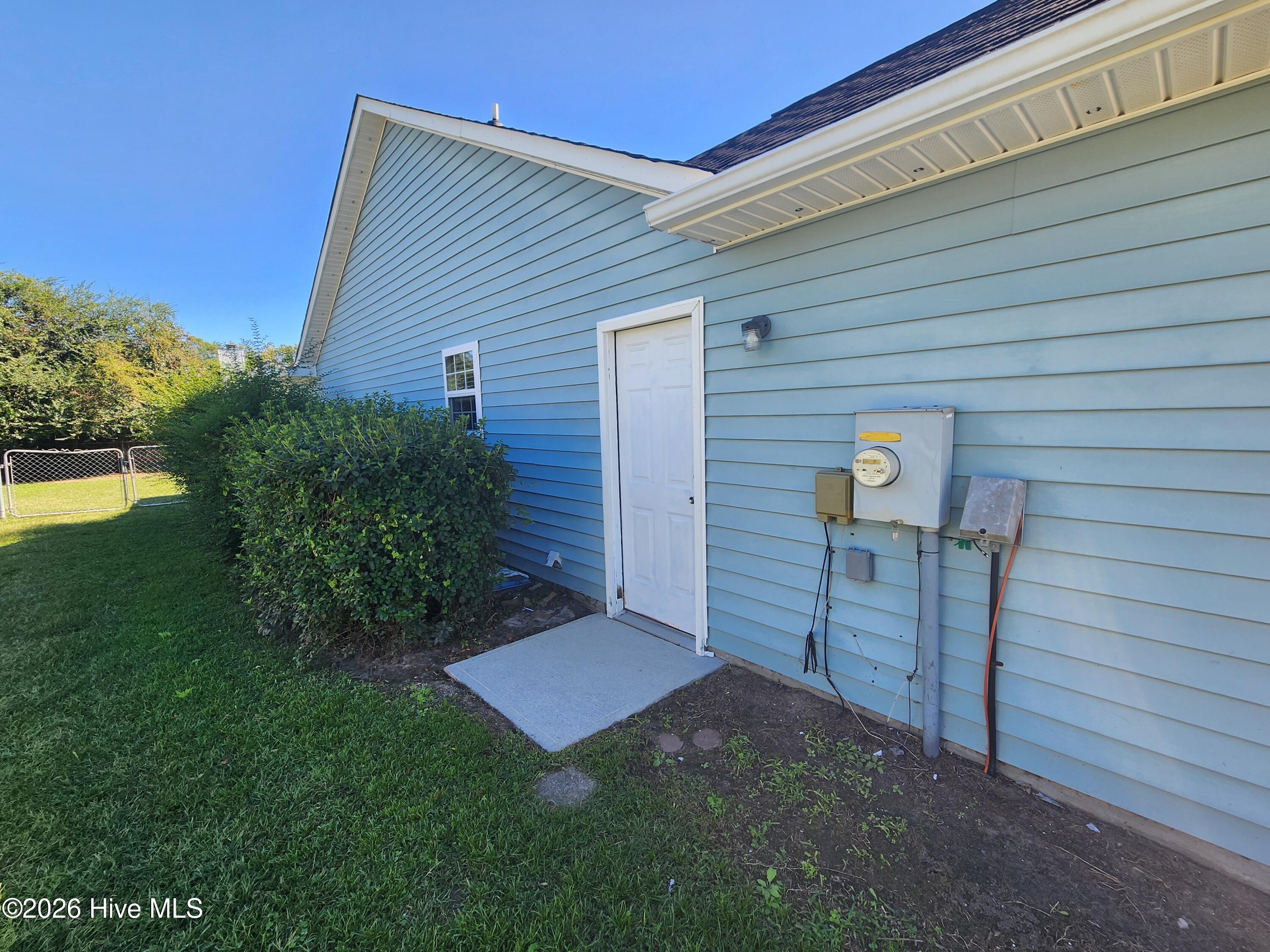 115 Eastgate Drive Property Photo 20