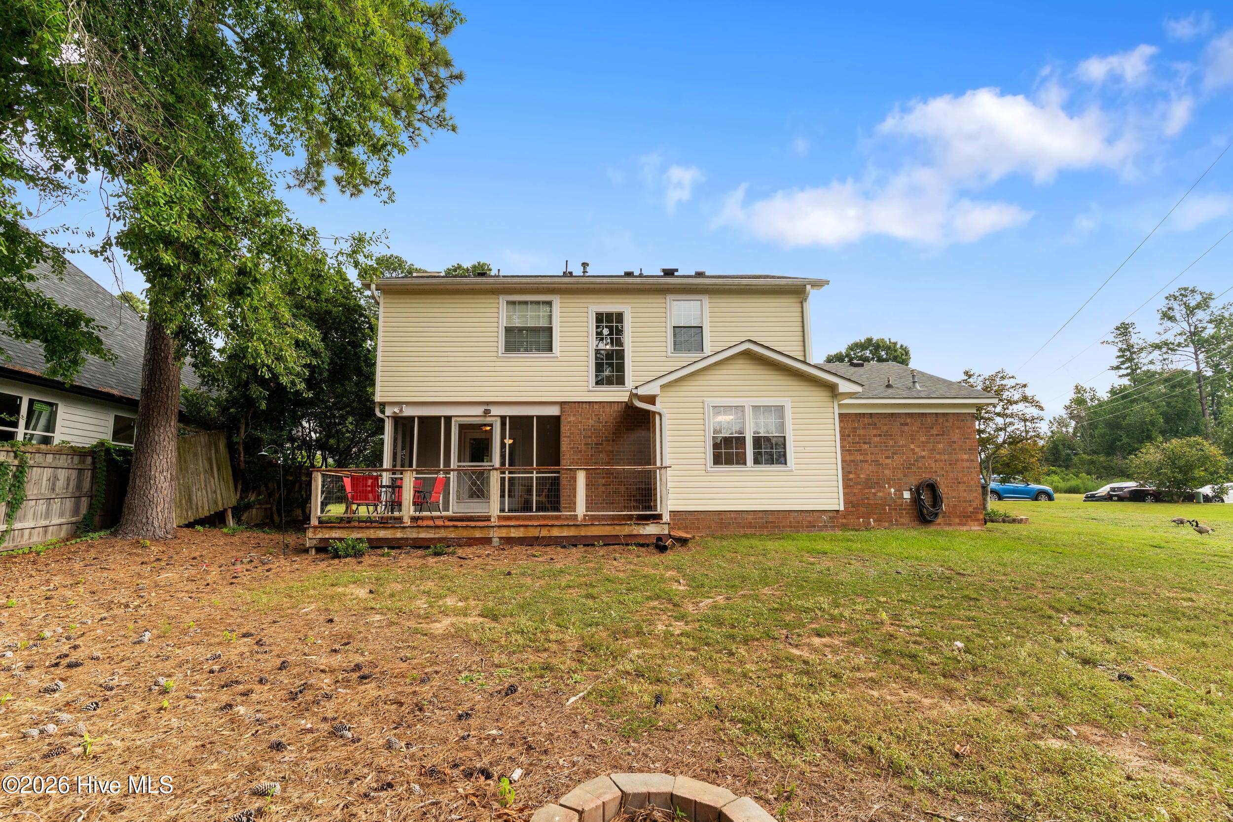 151 Moss Creek Drive Property Photo 4