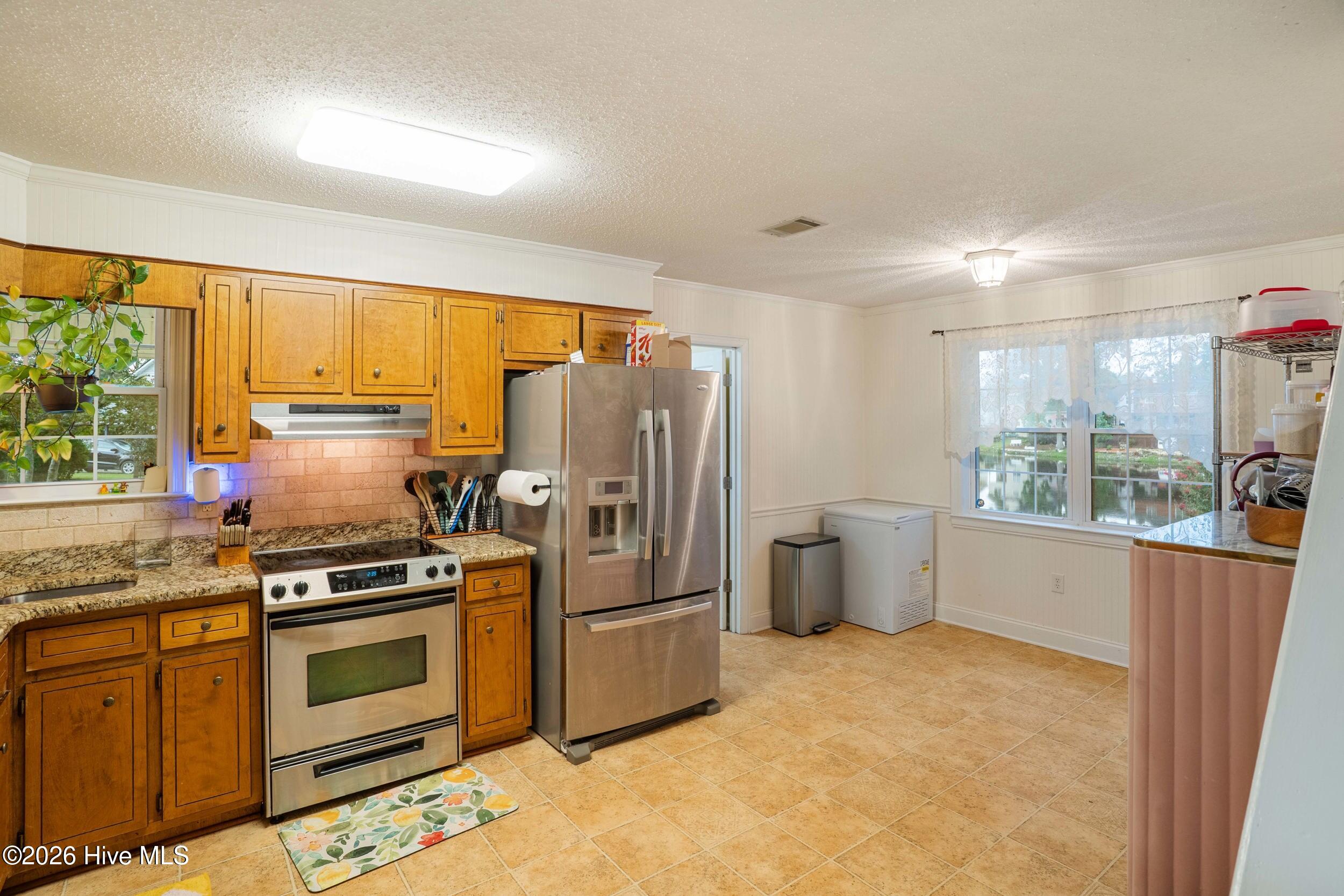 151 Moss Creek Drive Property Photo 10