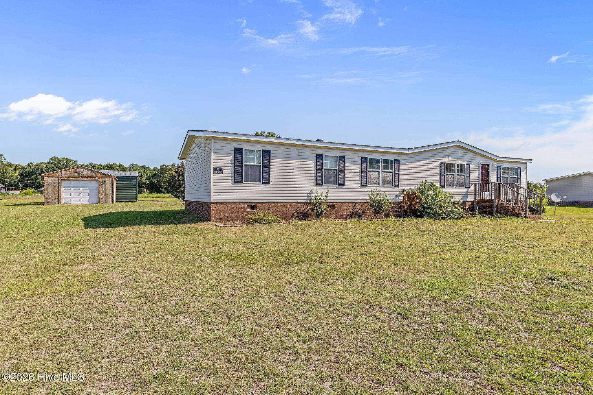 5366 Sterling Drive Property Photo 2