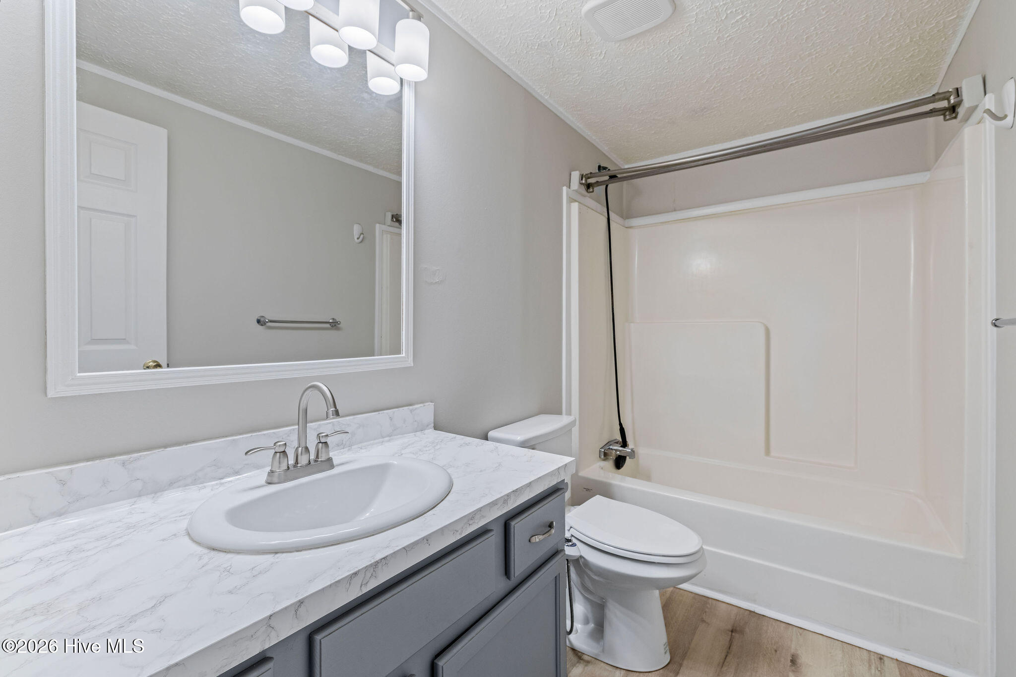 5366 Sterling Drive Property Photo 13