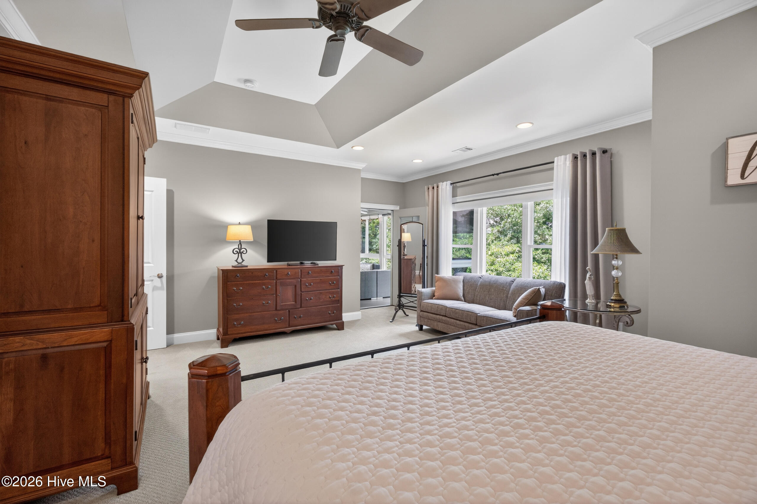 156 Quiet Oak Court Property Photo 32