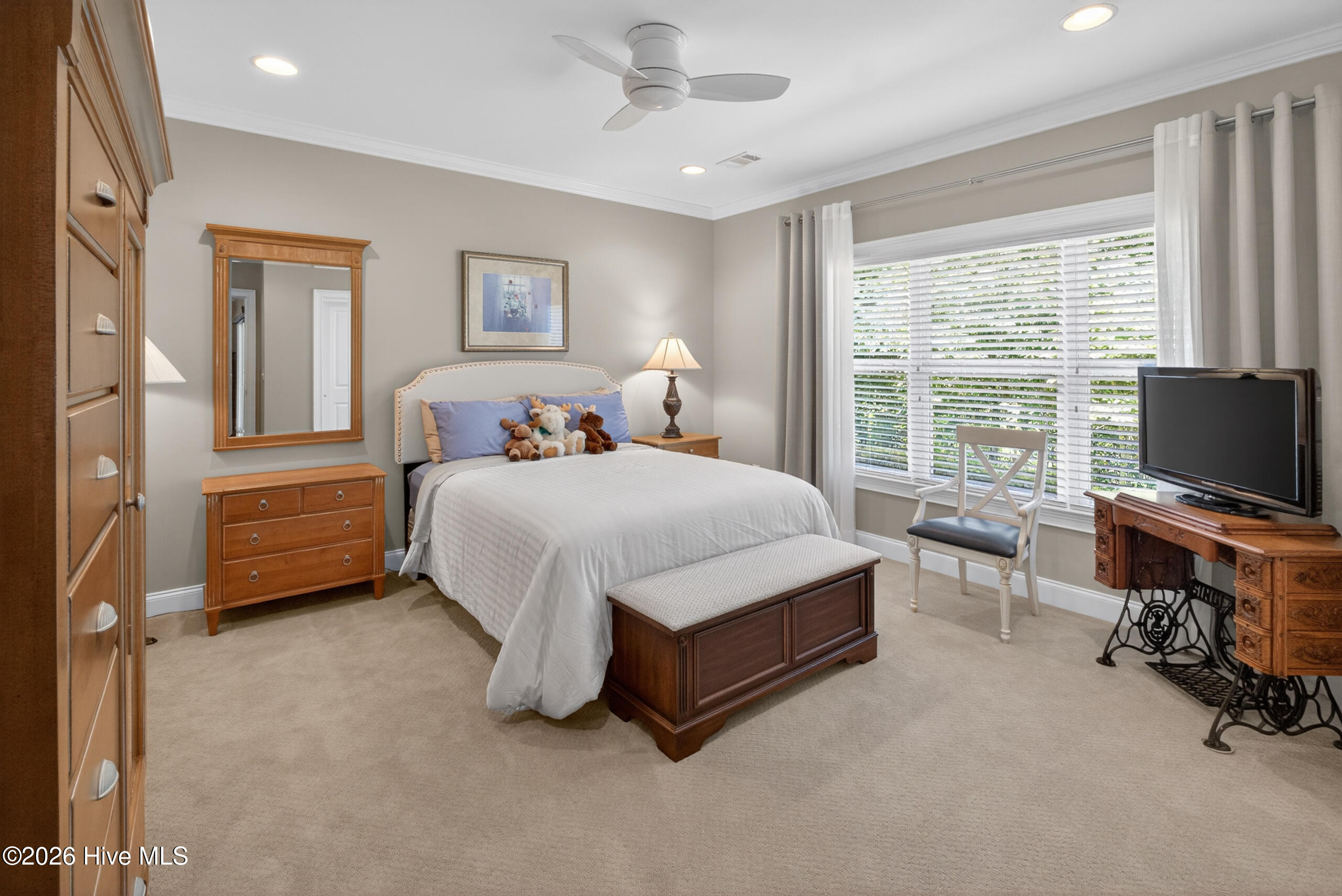 156 Quiet Oak Court Property Photo 44