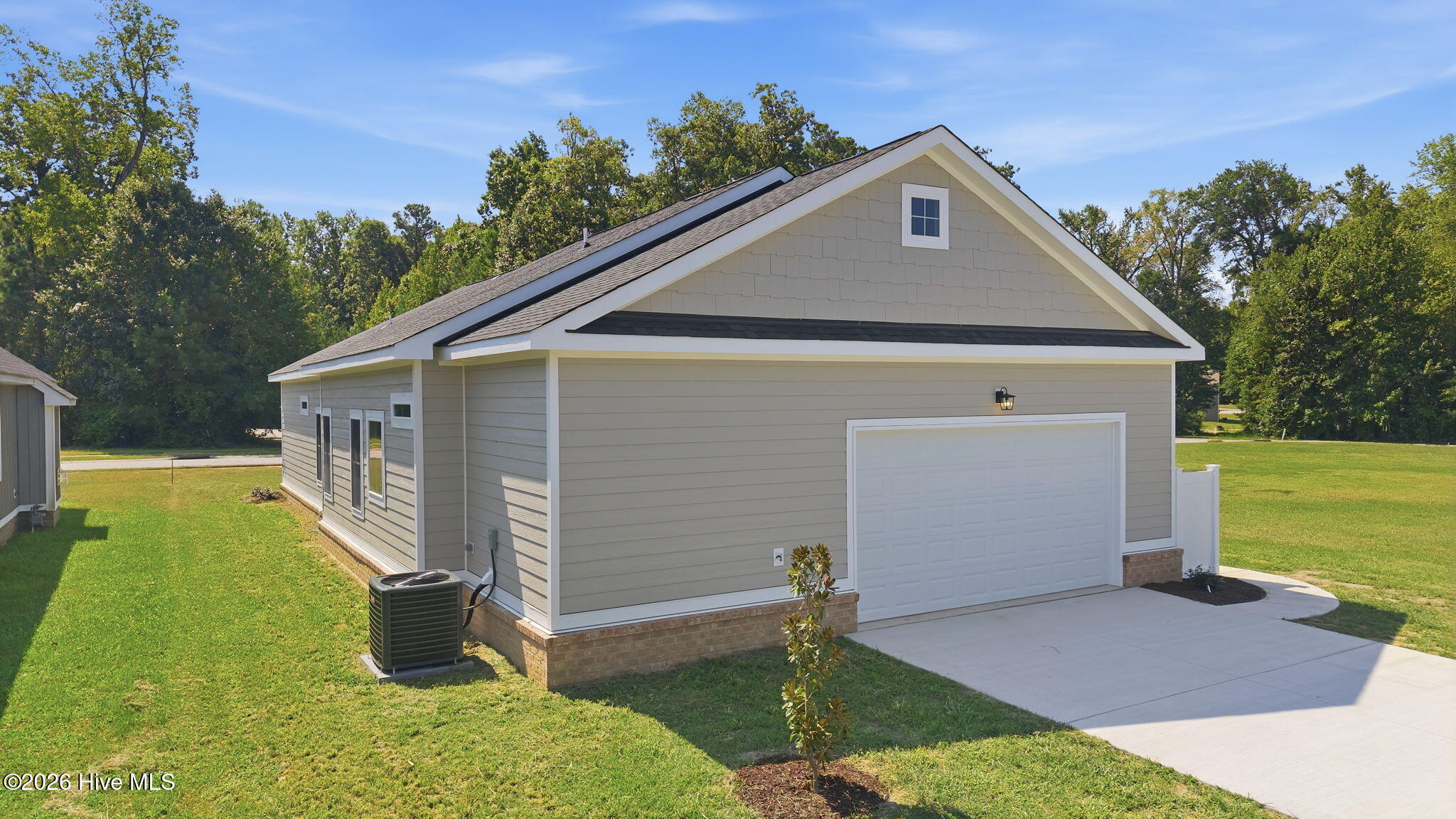 56 Ladybank Property Photo 4