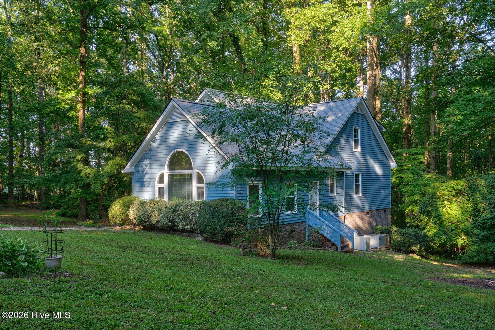 2239 Creekridge Drive Property Photo 2