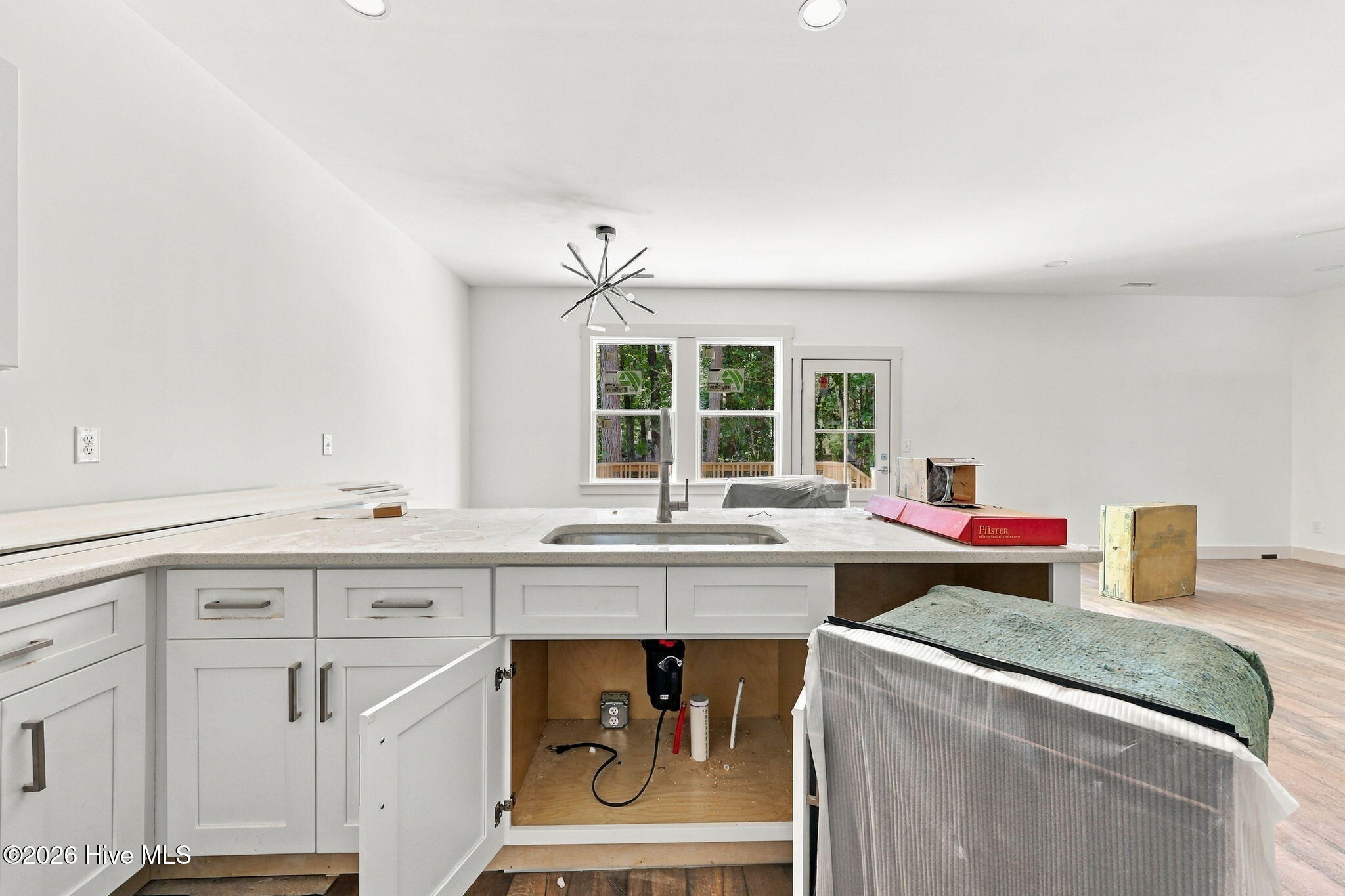 101 Hillside Drive Property Photo 10