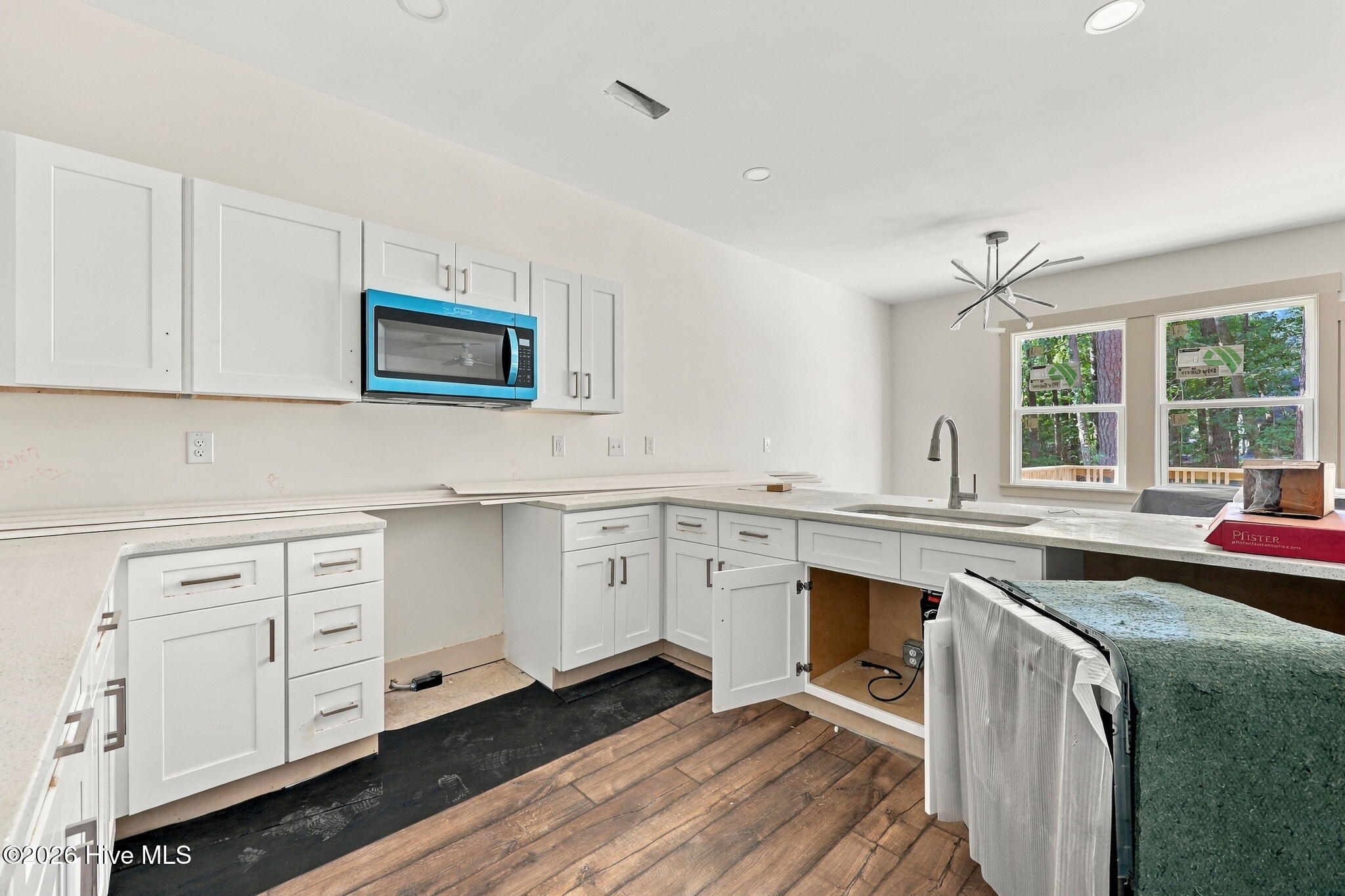 101 Hillside Drive Property Photo 12