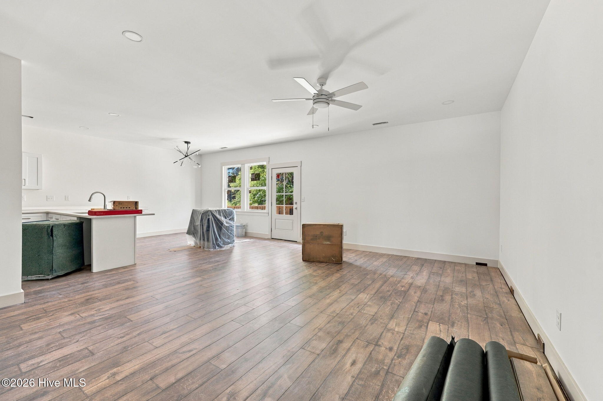 101 Hillside Drive Property Photo 13