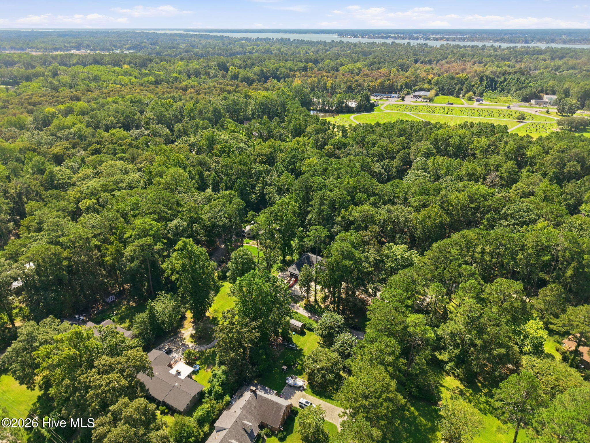 101 Hillside Drive Property Photo 16