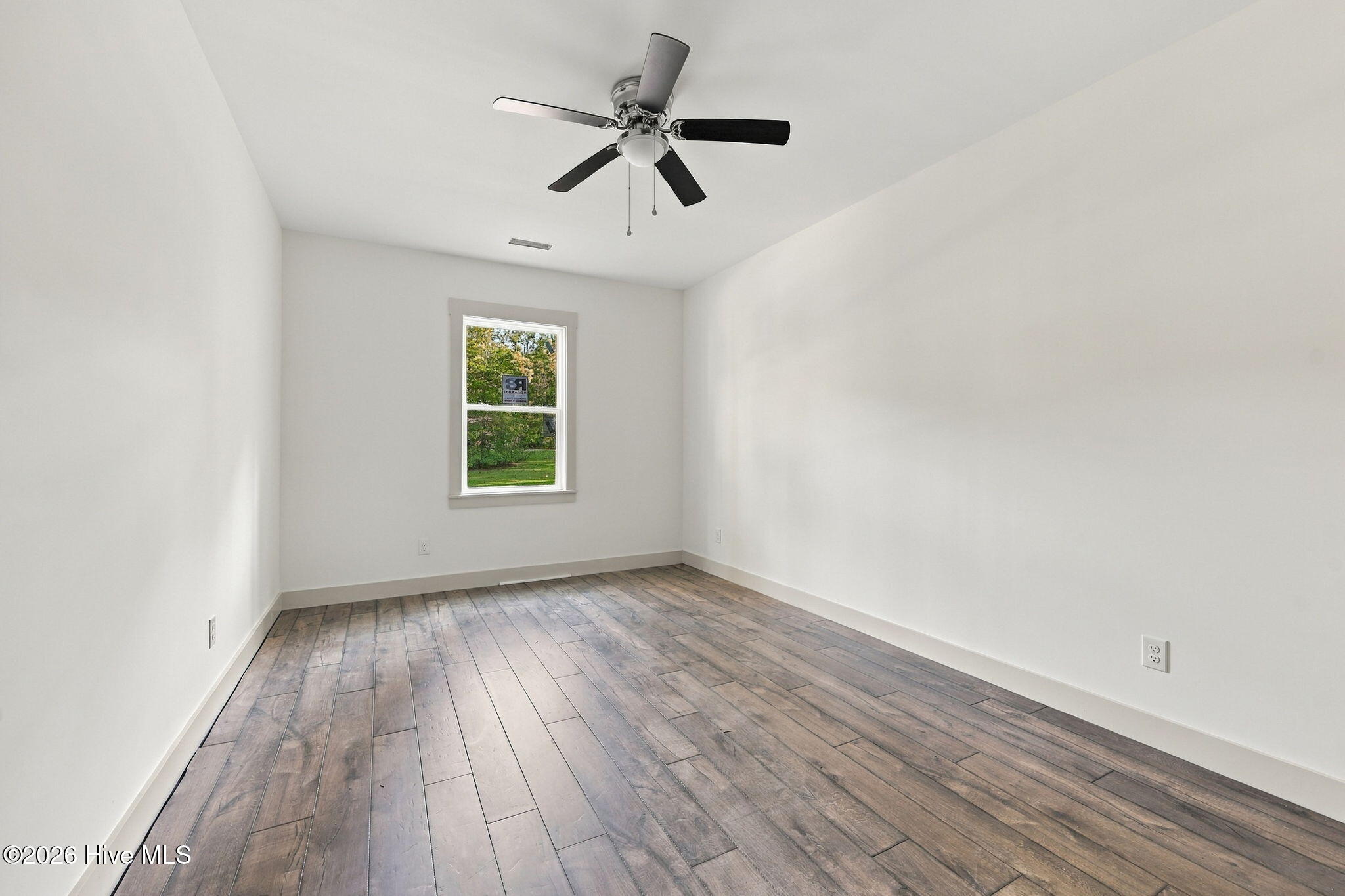 101 Hillside Drive Property Photo 23