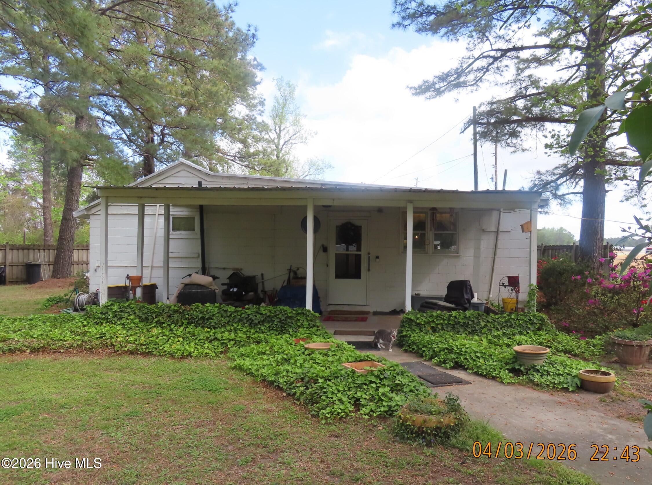 401 British Road Property Photo 1