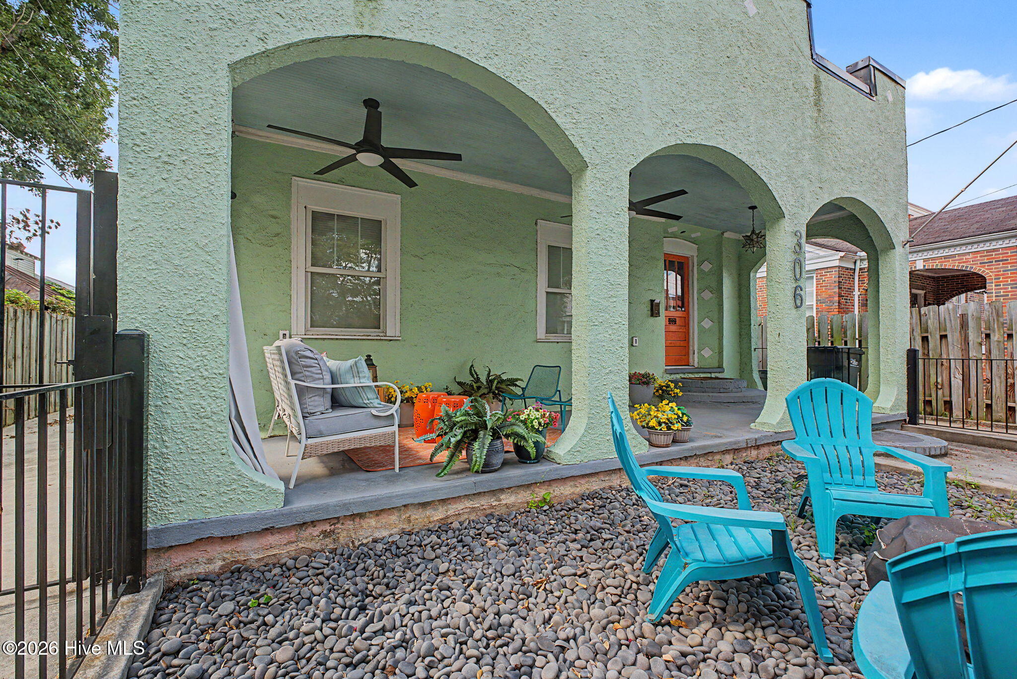 306 Ellis Street Property Photo 4