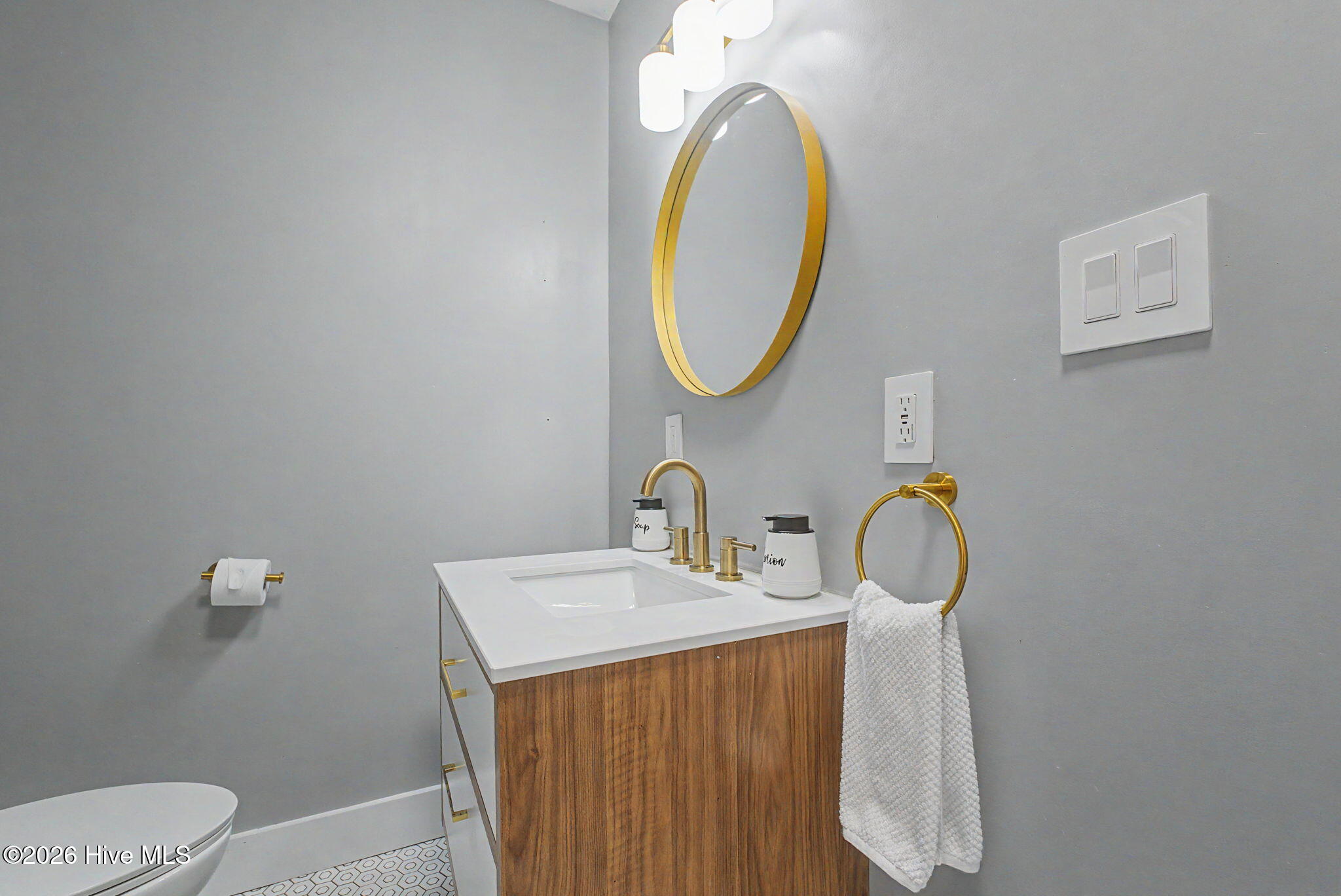 306 Ellis Street Property Photo 23