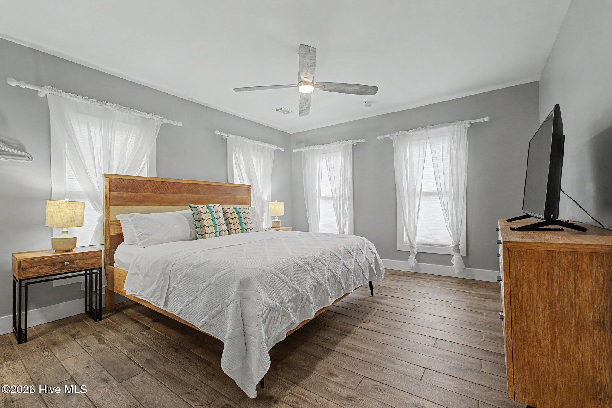 306 Ellis Street Property Photo 24