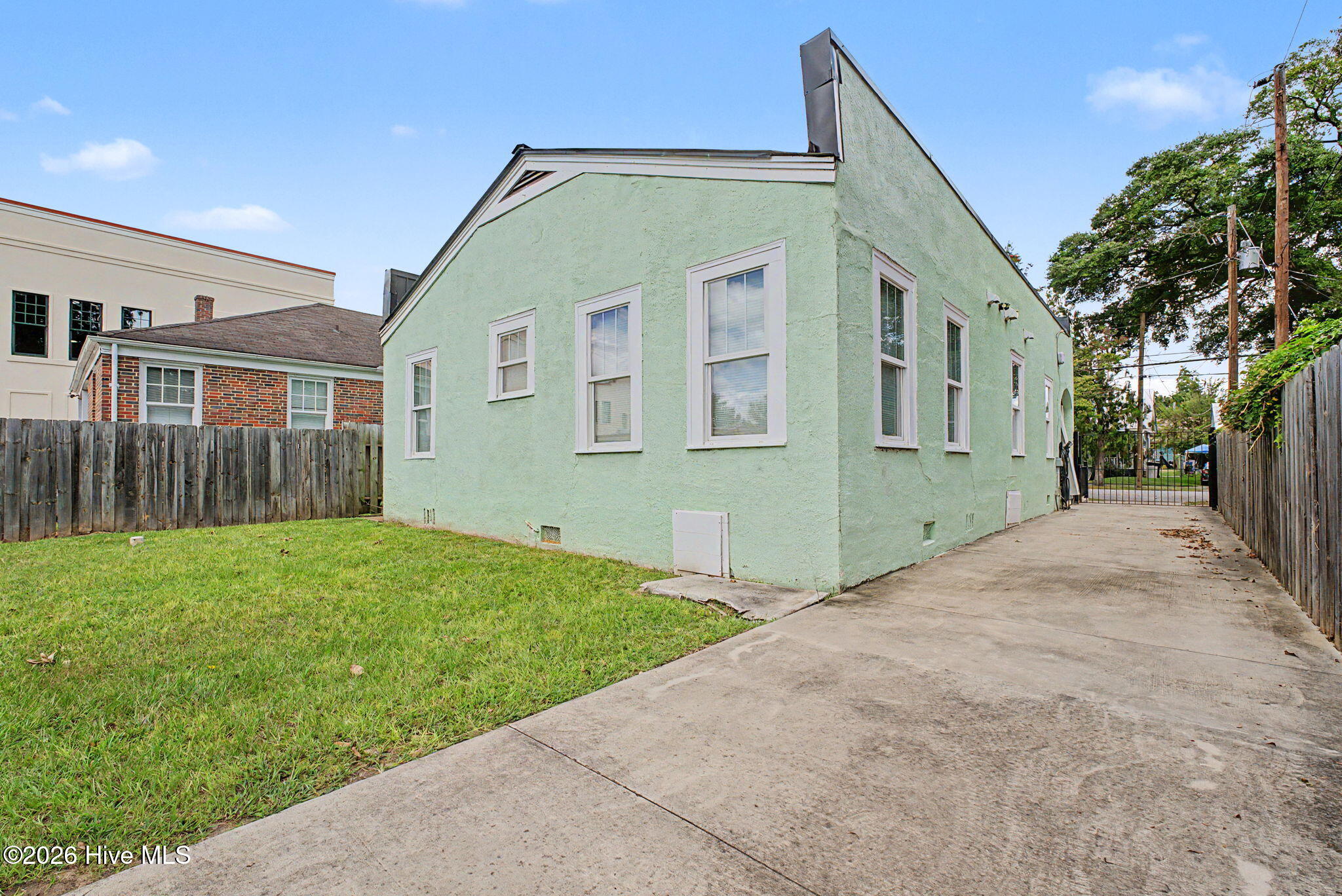 306 Ellis Street Property Photo 28