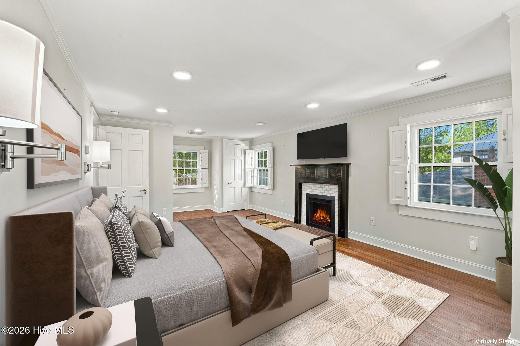 609 New Street Property Photo 28