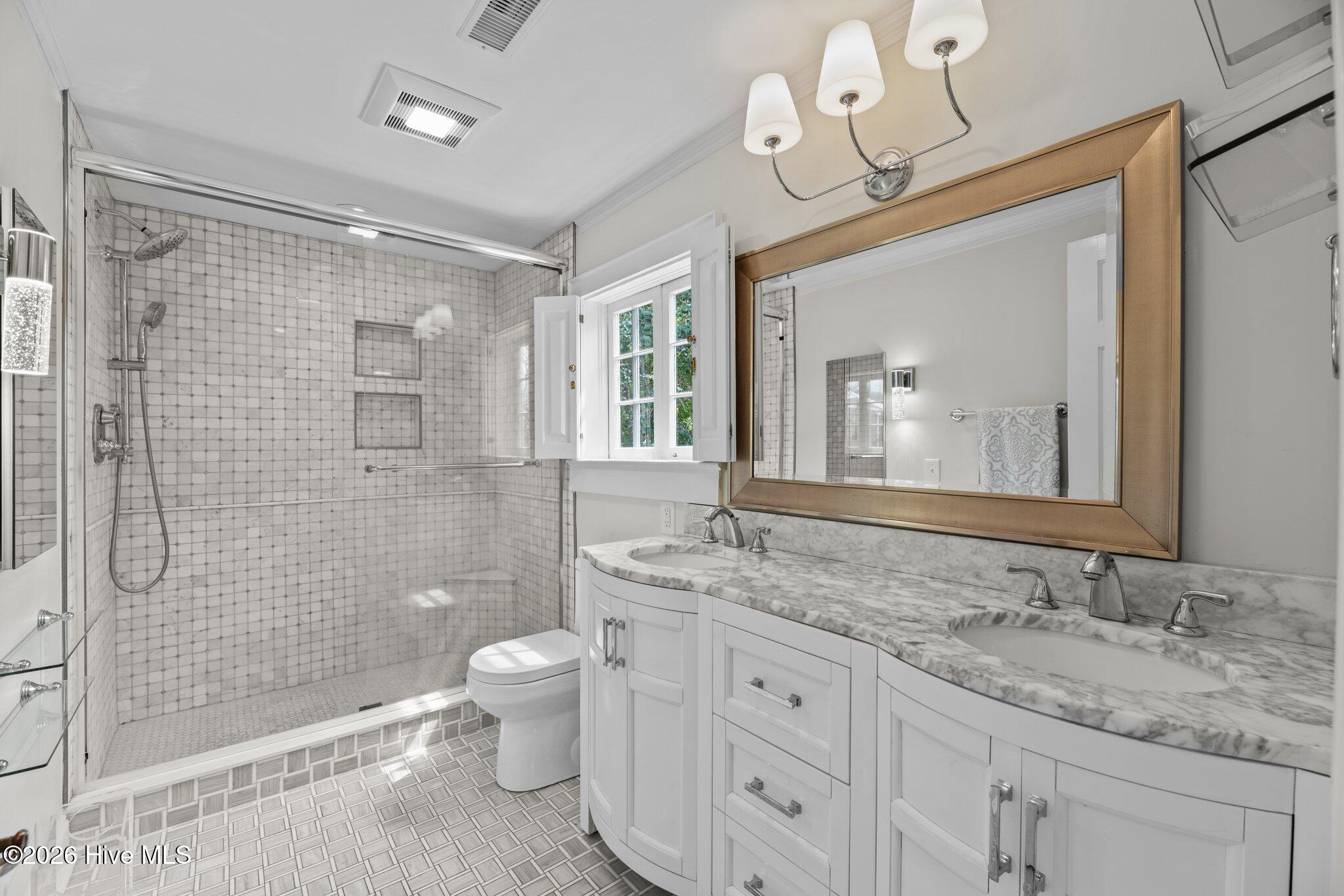 609 New Street Property Photo 33