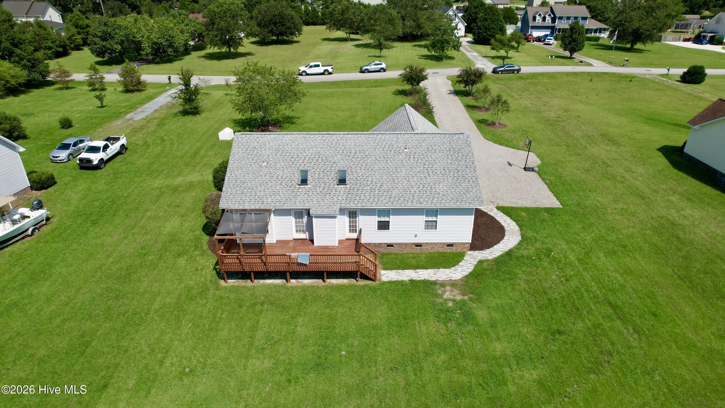 133 Derby Lane Property Photo 37