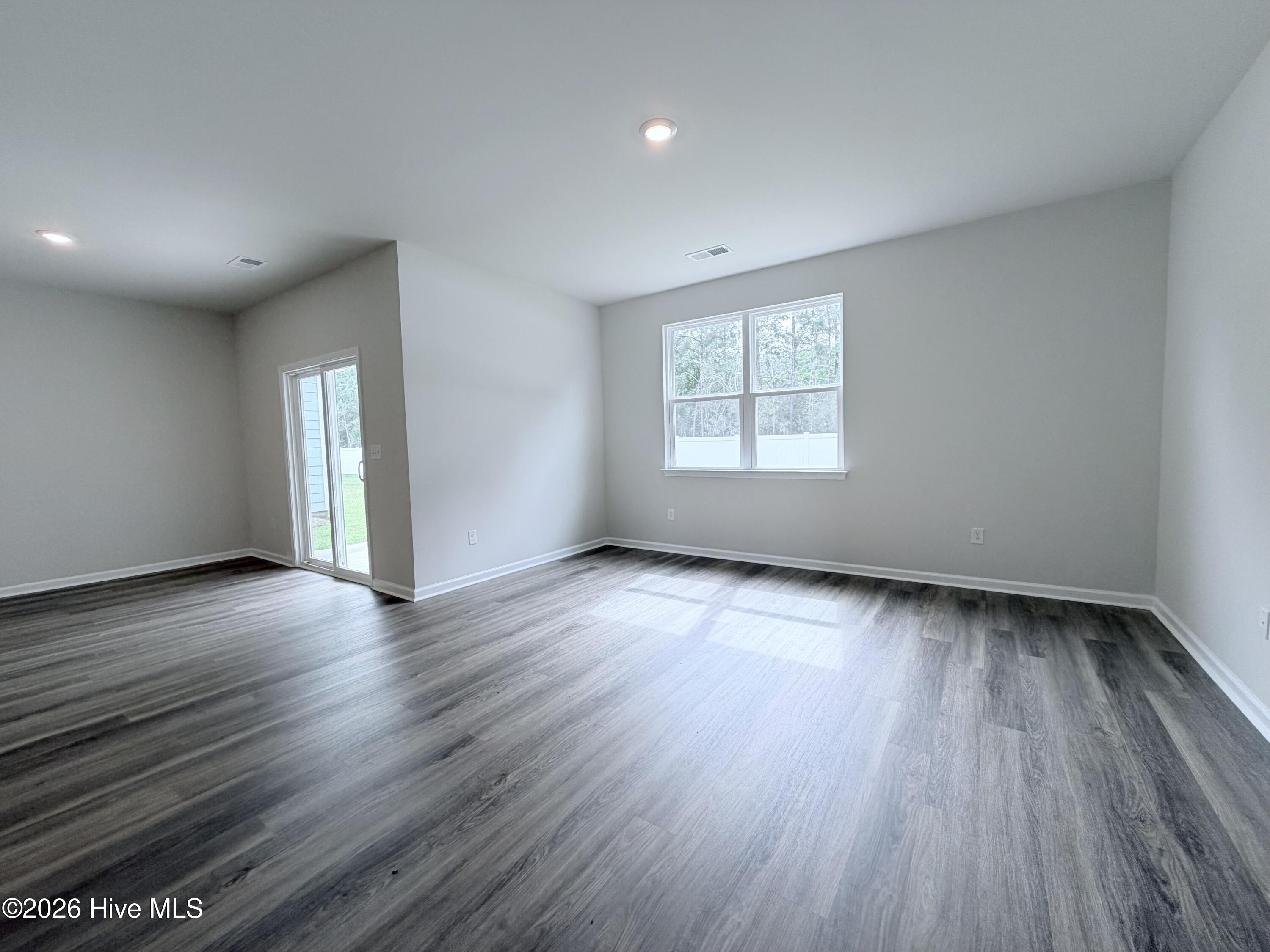 270 Ridley Street Property Photo 15