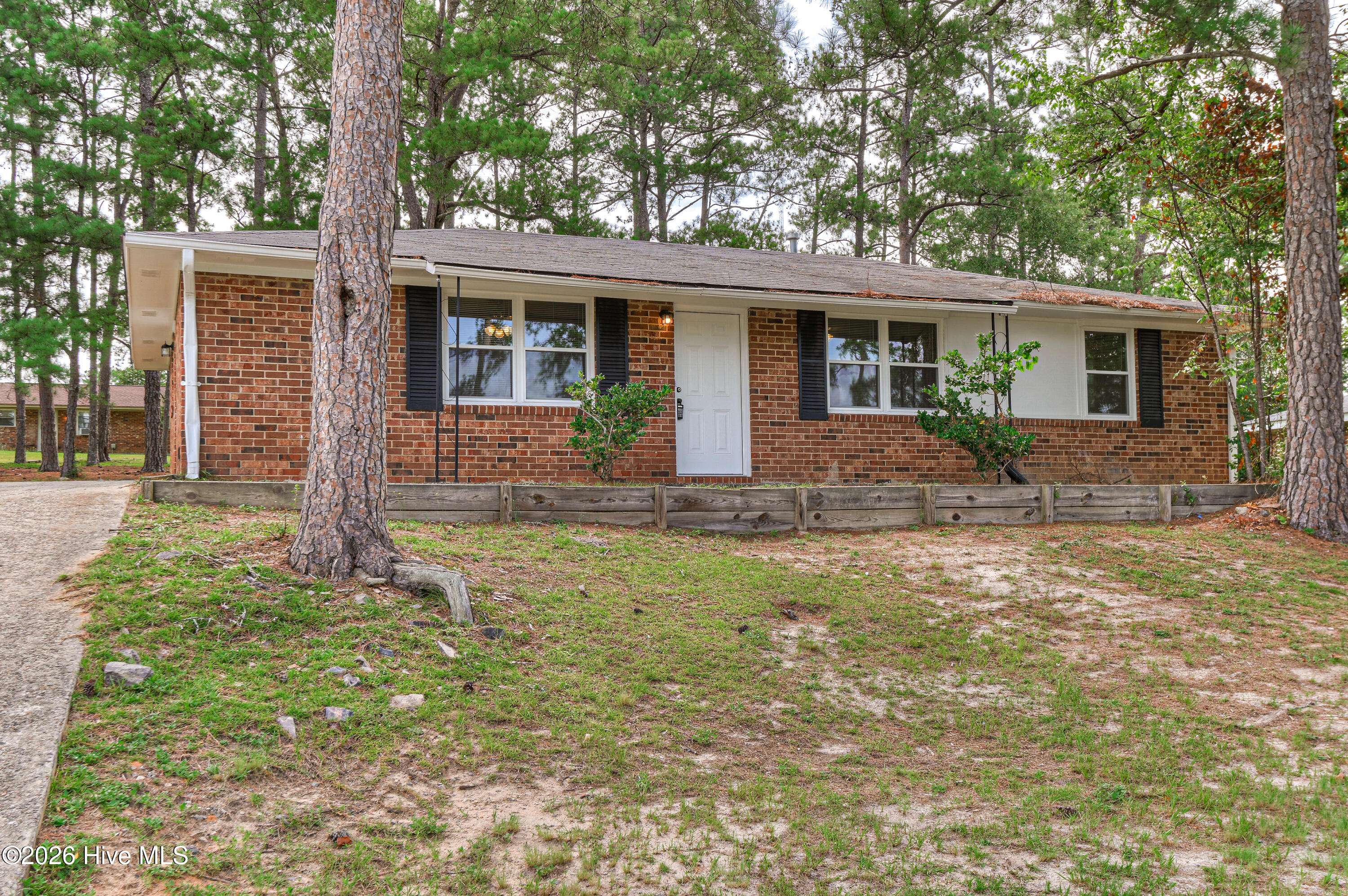 2328 Prague Court Property Photo 3