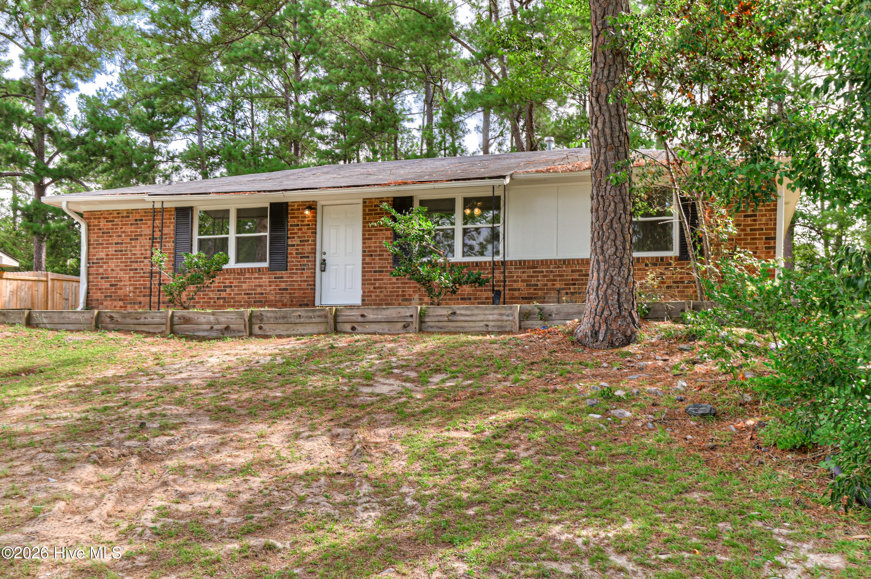 2328 Prague Court Property Photo 4