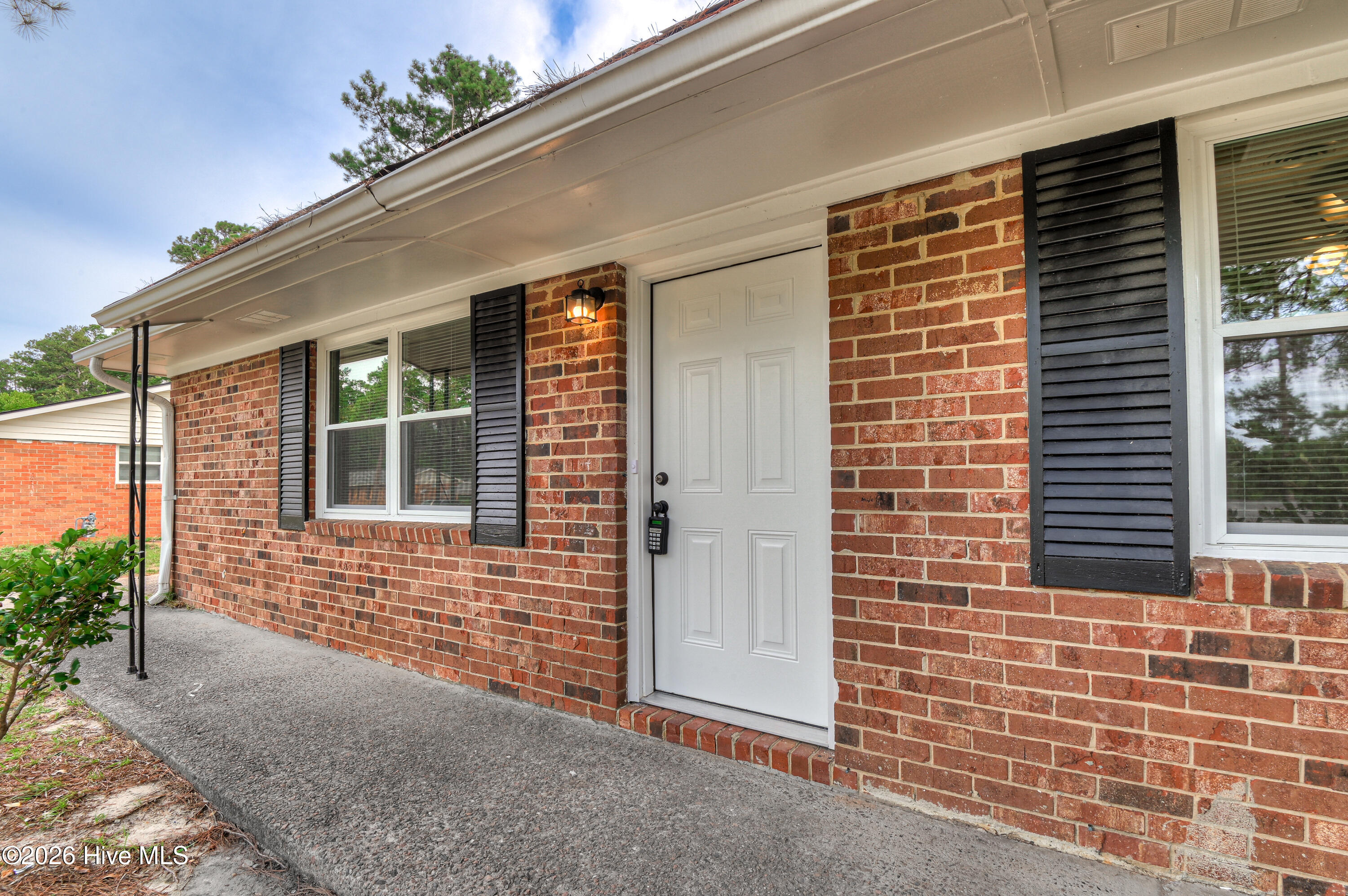 2328 Prague Court Property Photo 5