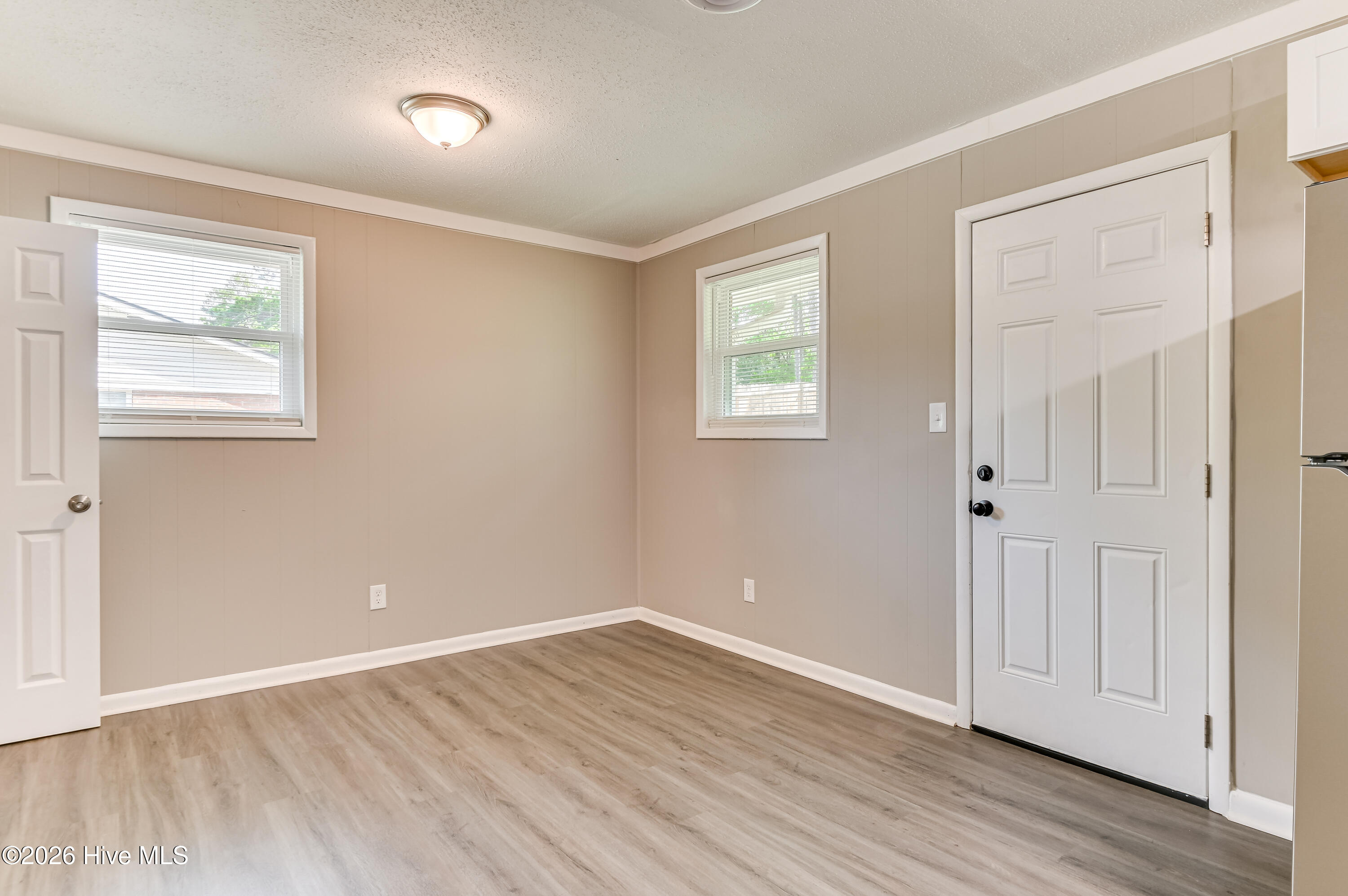 2328 Prague Court Property Photo 16