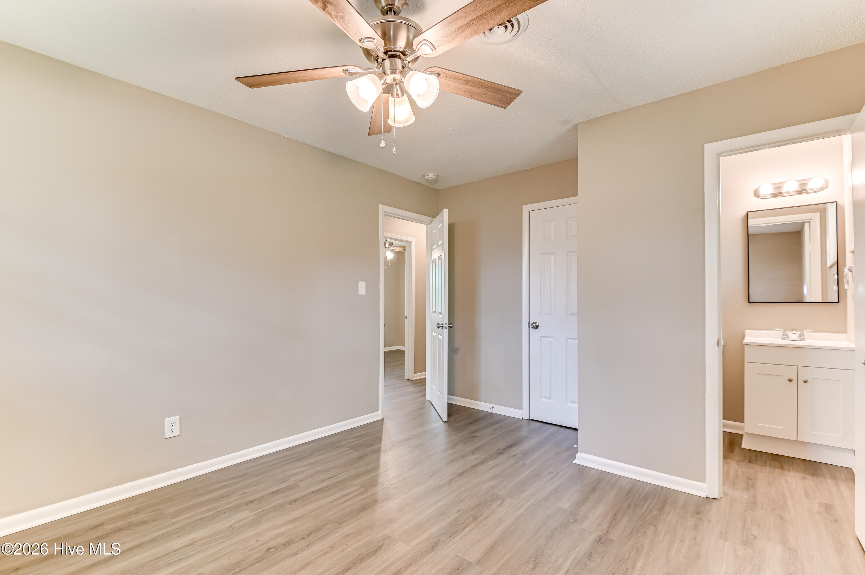 2328 Prague Court Property Photo 22