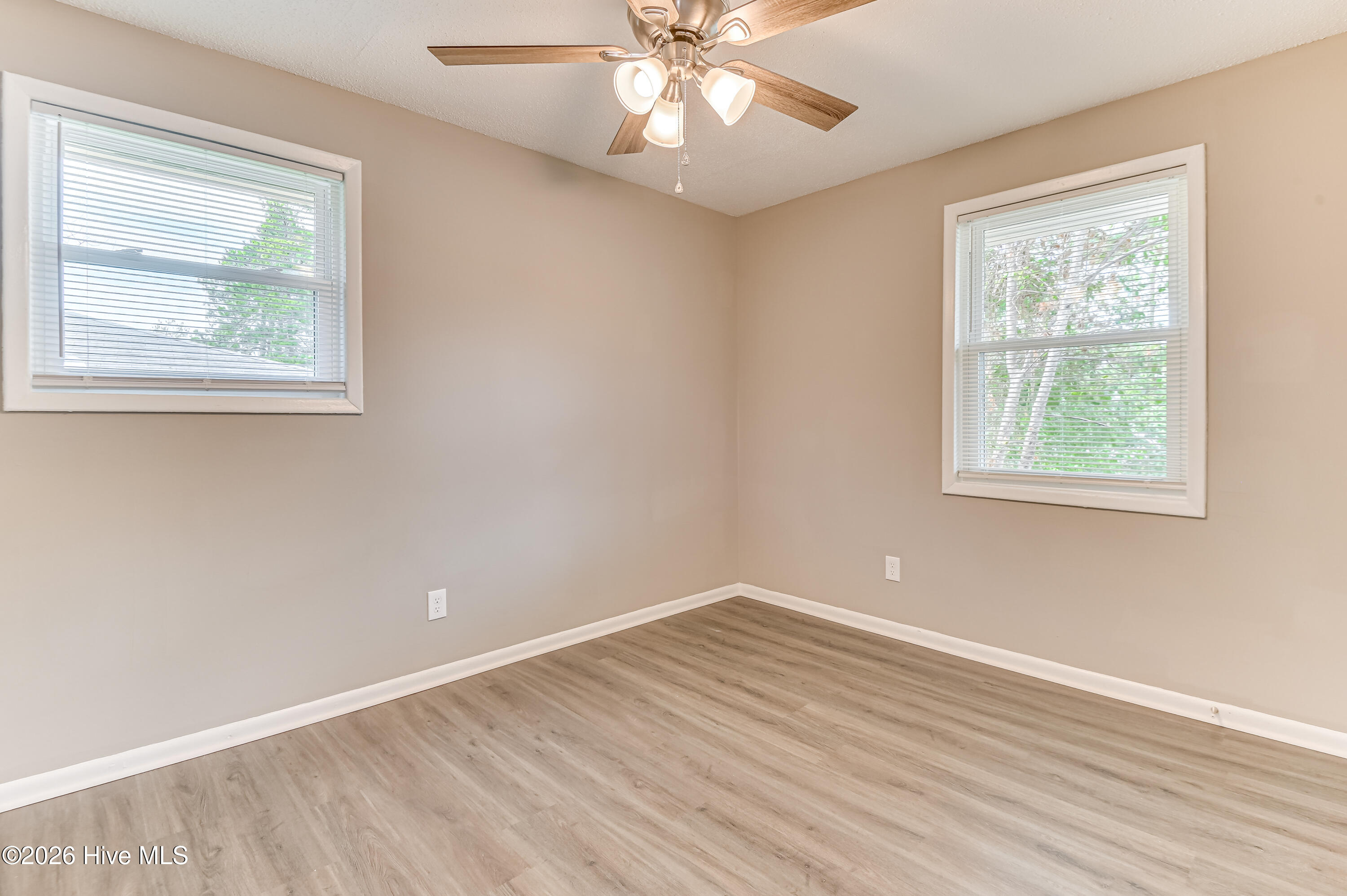 2328 Prague Court Property Photo 25