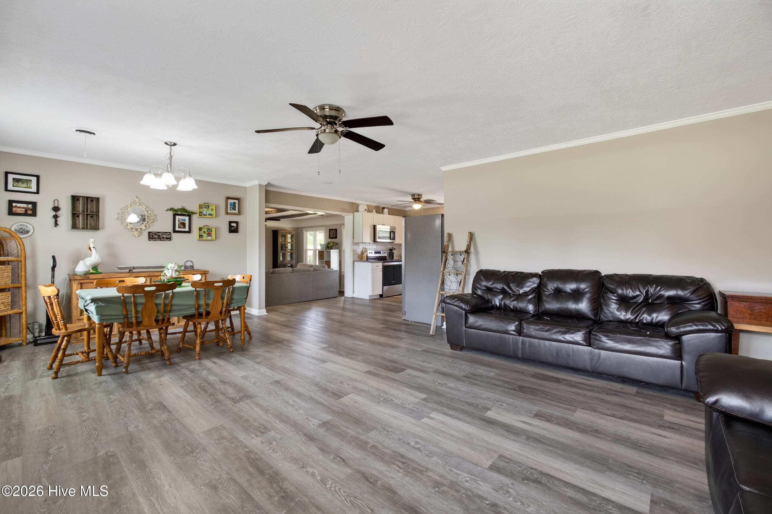 3002 Eagle Drive Property Photo 11