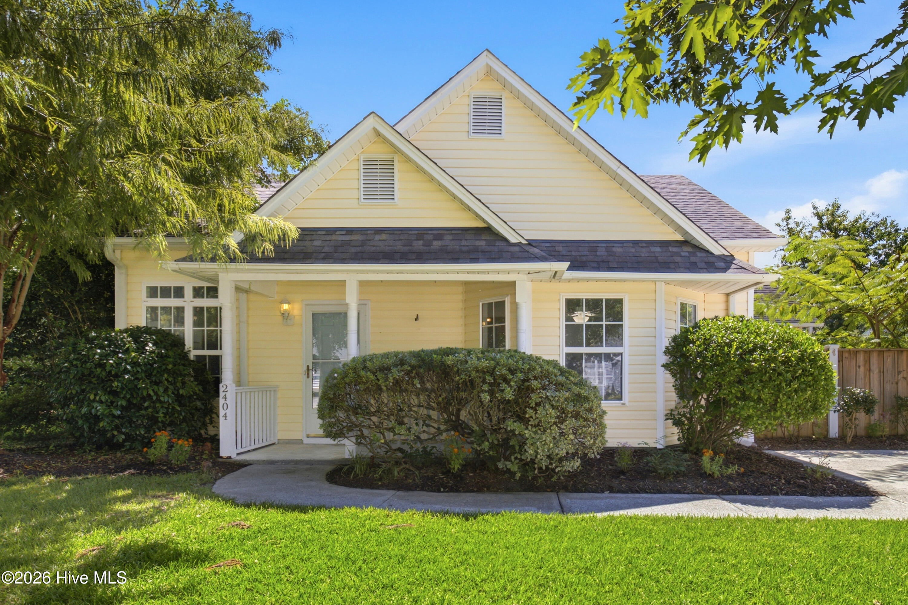 2404 Sapling Circle Property Photo 1