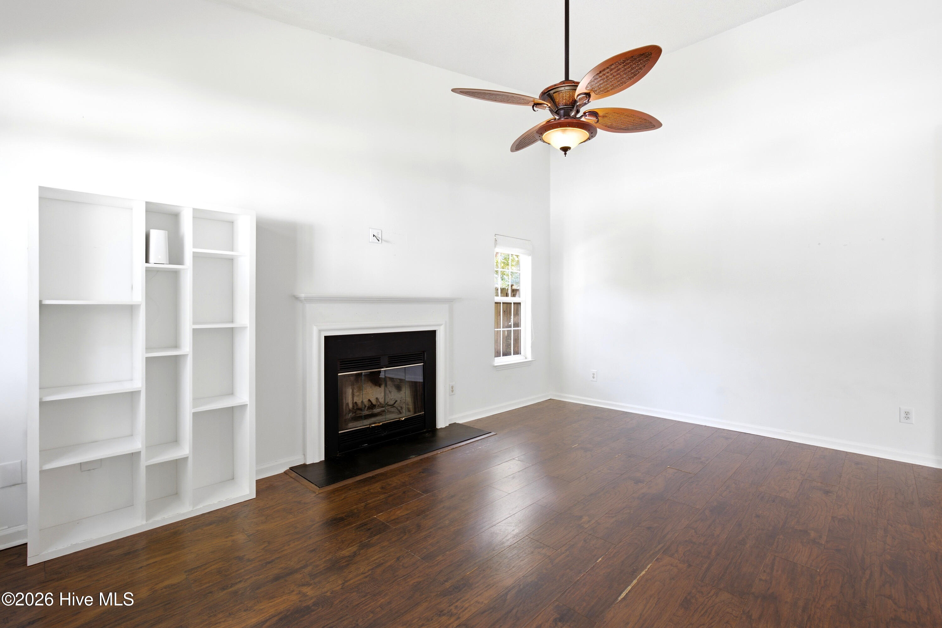 2404 Sapling Circle Property Photo 10