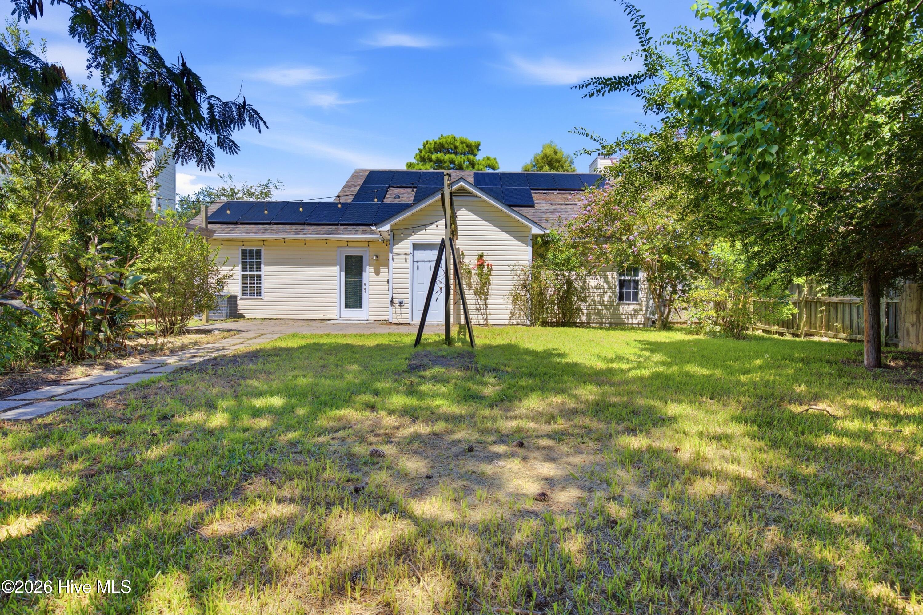 2404 Sapling Circle Property Photo 34