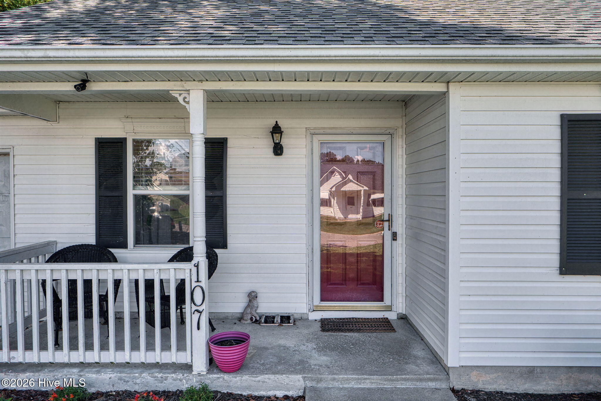 107 Springvale Street Property Photo 25