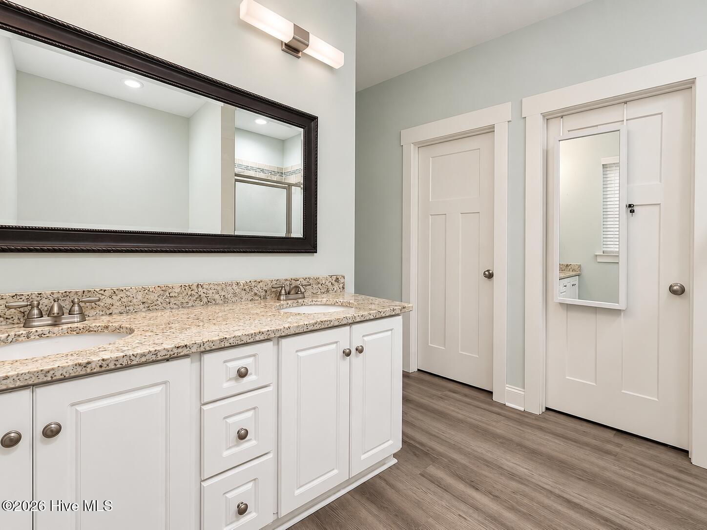 327 Drayton Way Property Photo 14