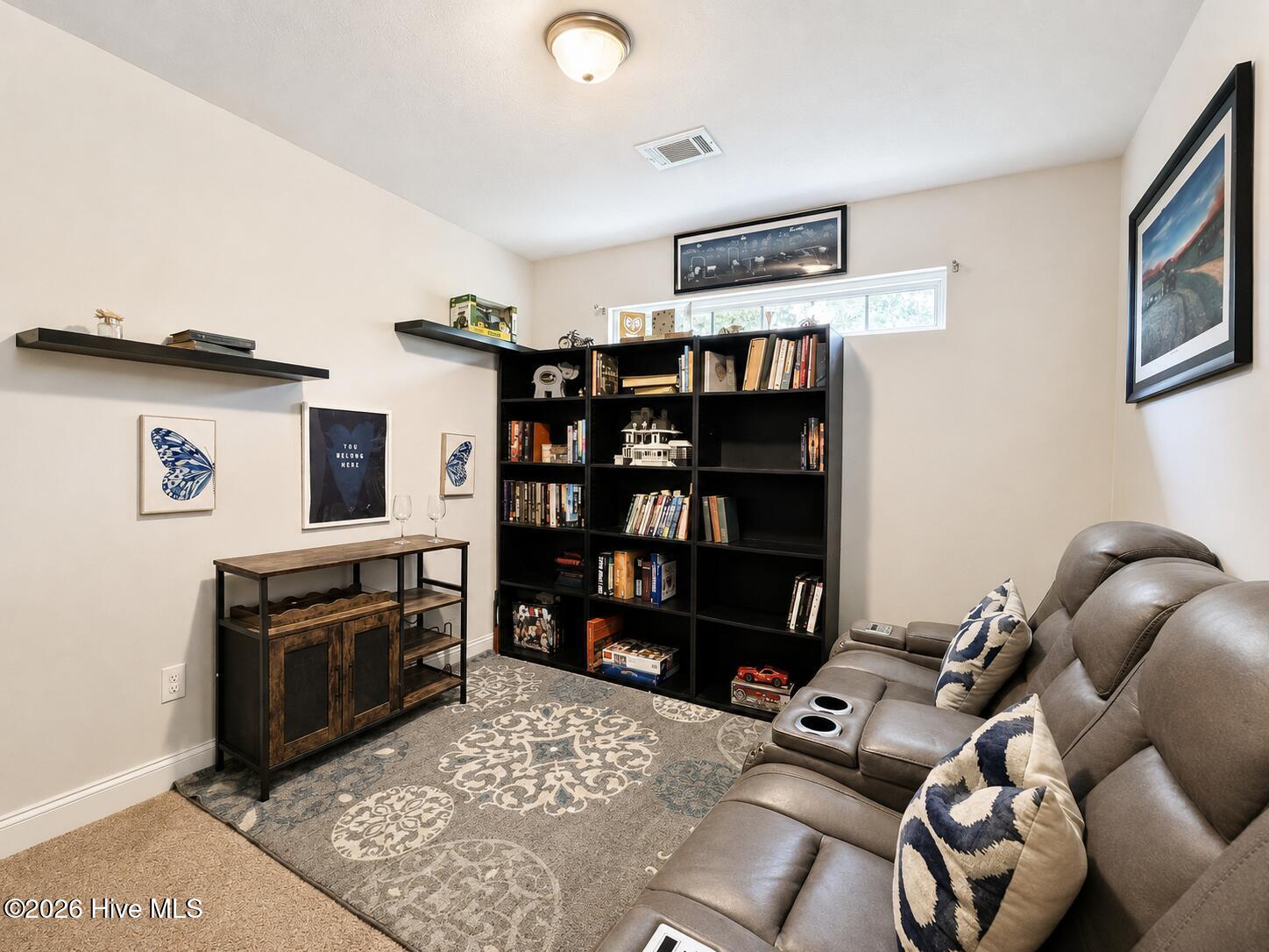 327 Drayton Way Property Photo 16