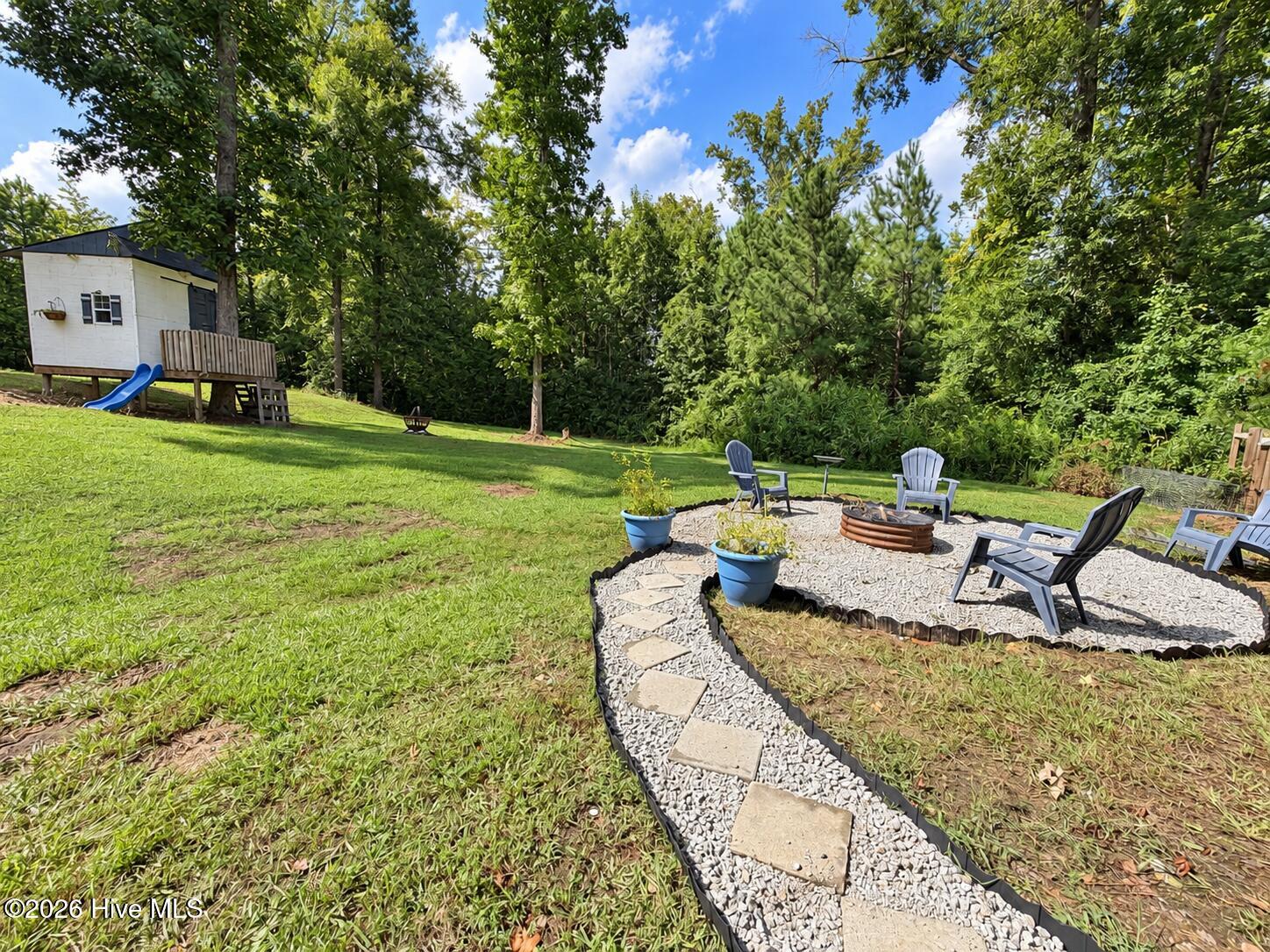 327 Drayton Way Property Photo 25