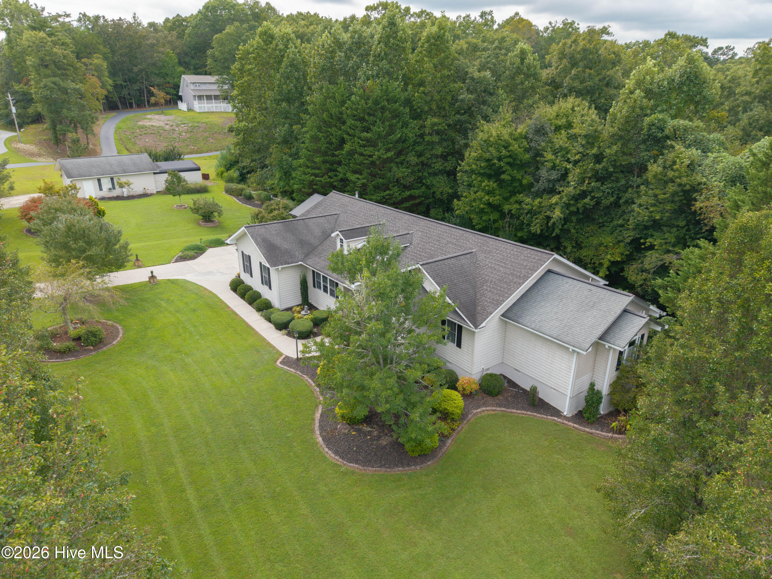 622 Tarheel West Drive Property Photo 45