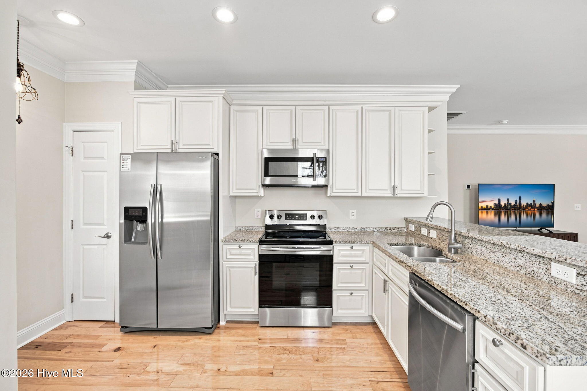215 Ne 54th Street Property Photo 14