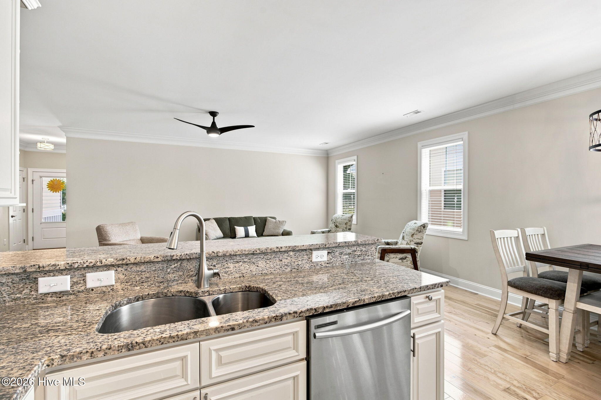 215 Ne 54th Street Property Photo 17